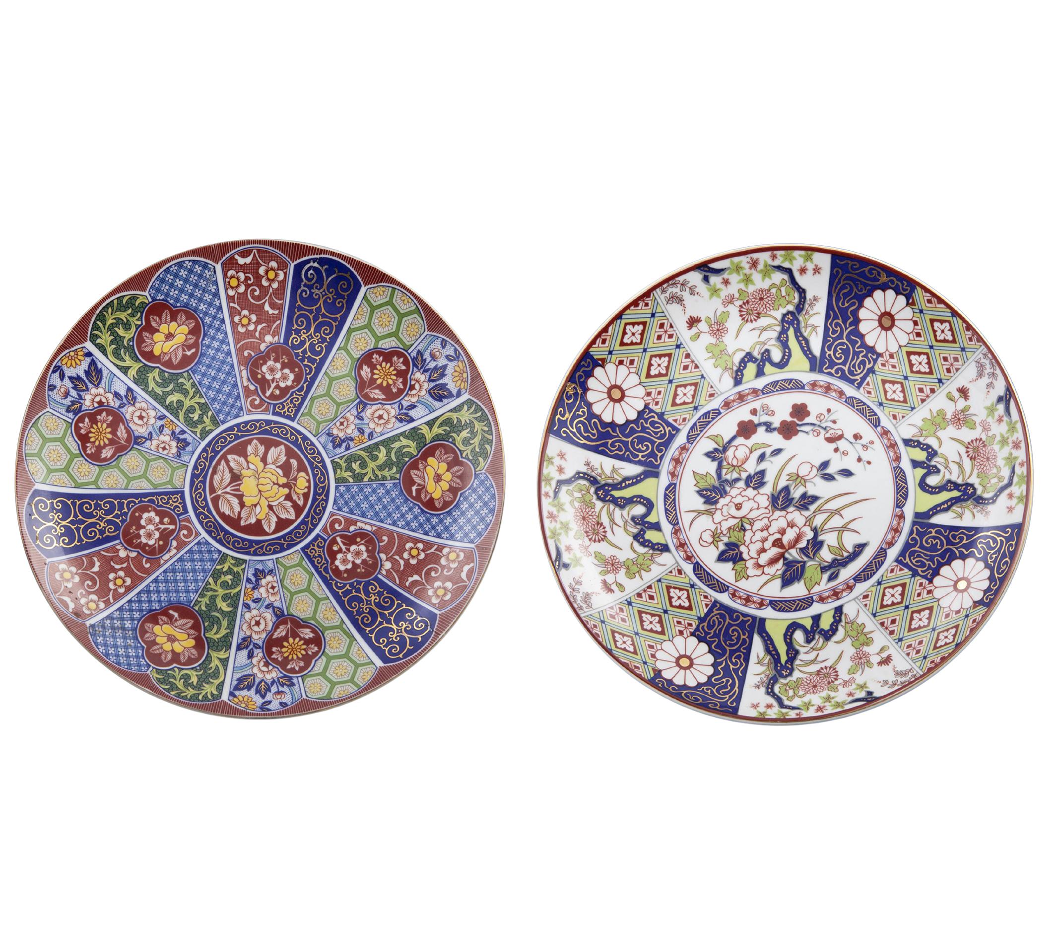 PAREJA DE PLATOS DECORATIVOS IMARI. JAPÓN, S. XX.