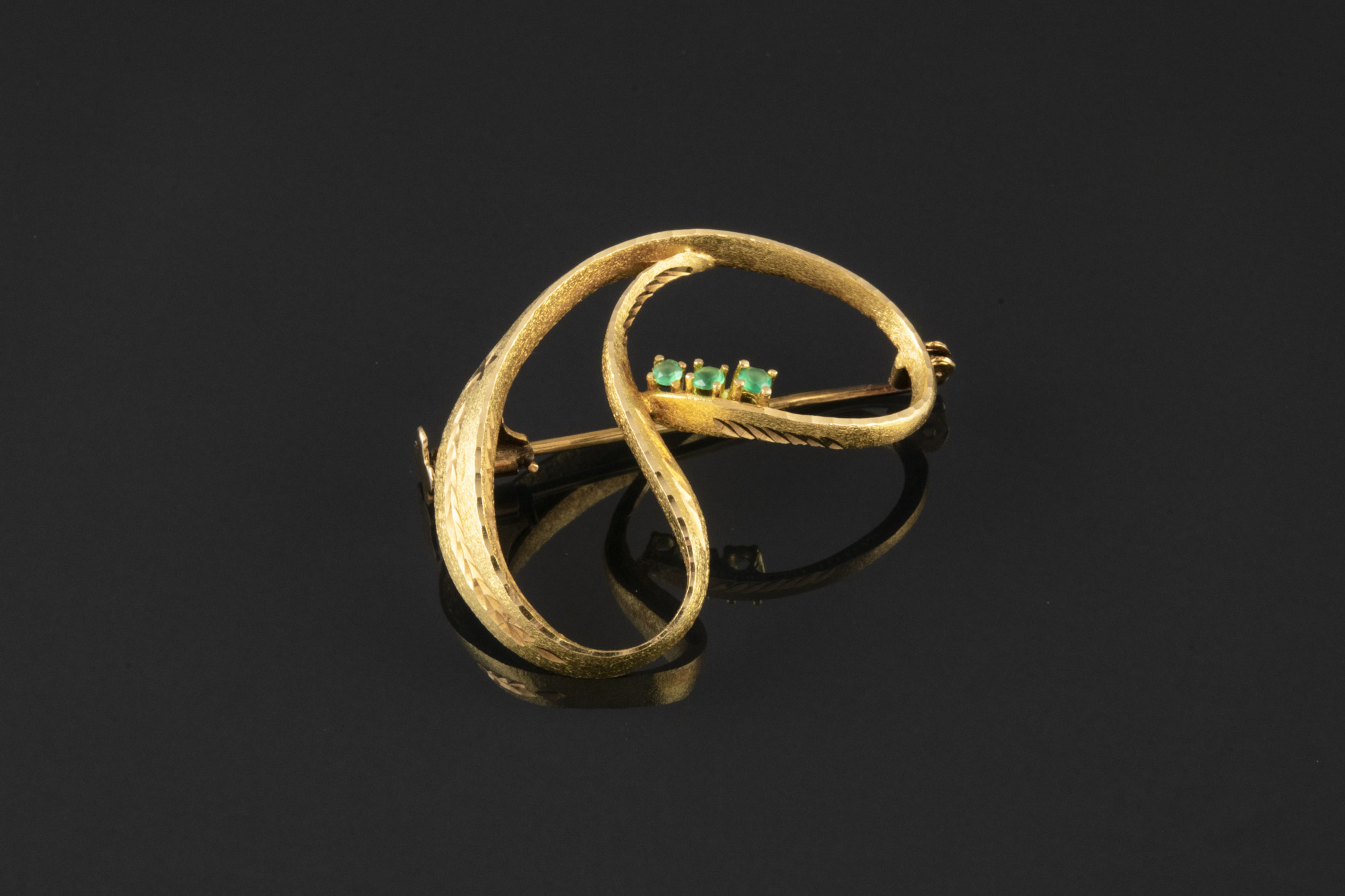 Broche