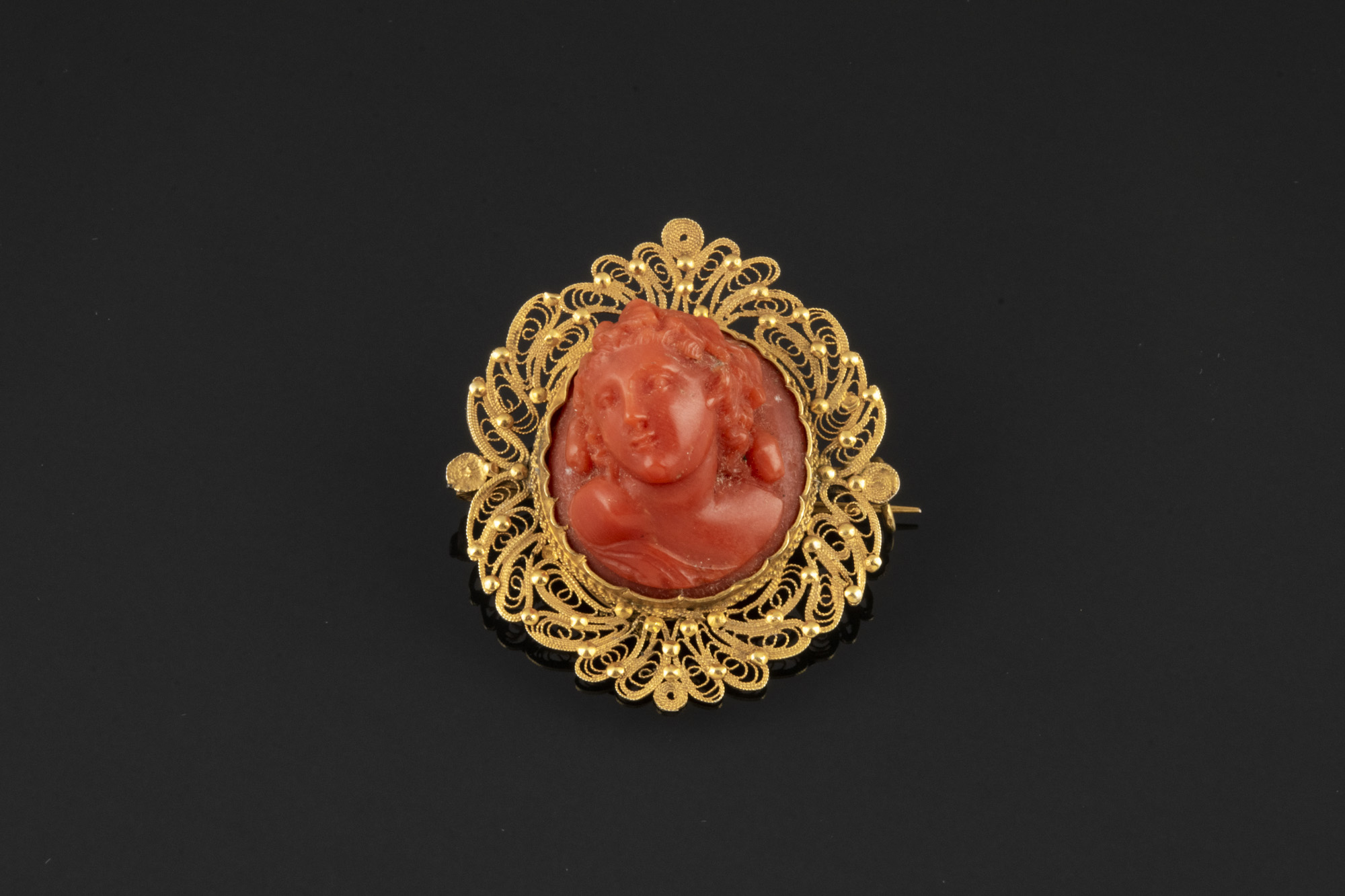 Broche