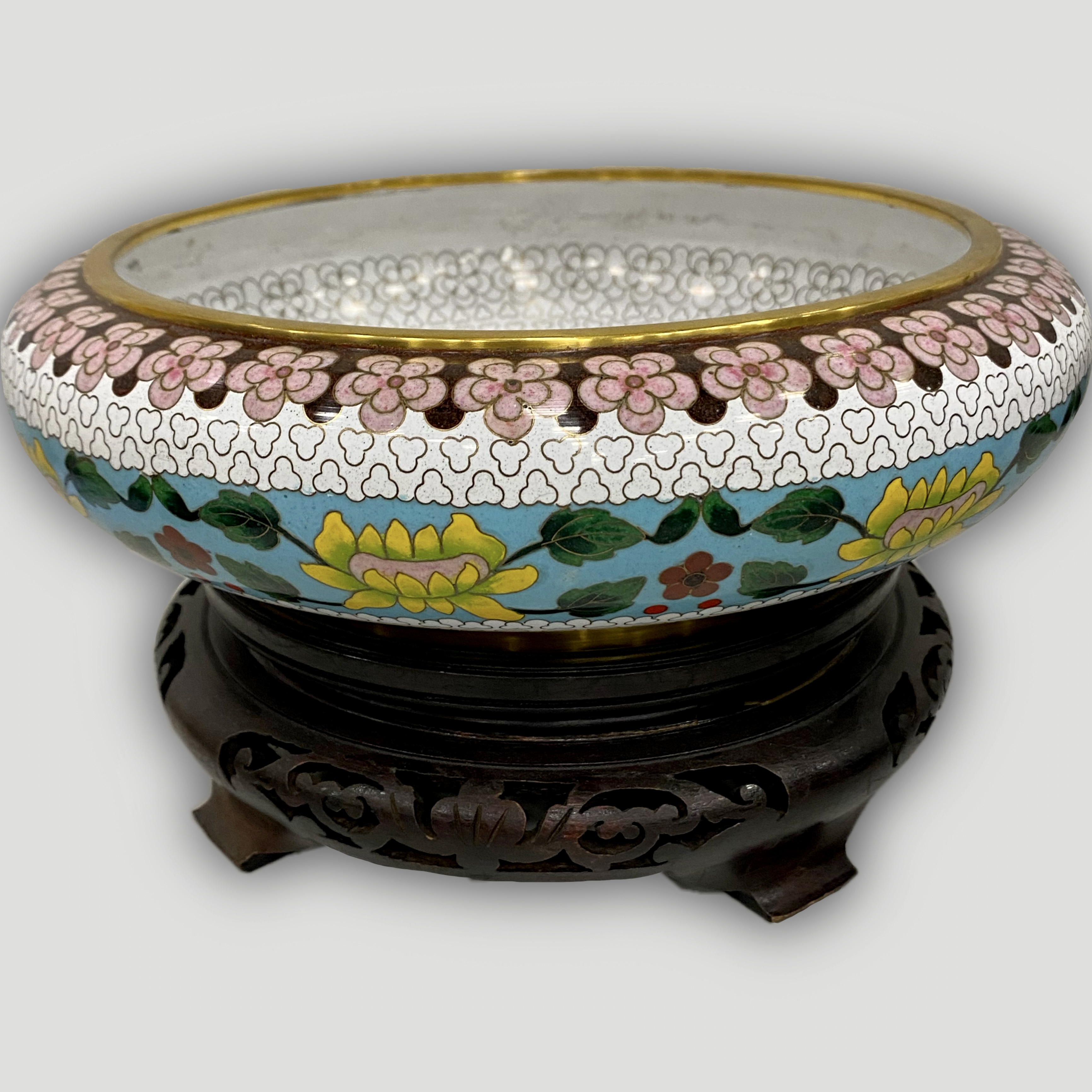 CENTRO DE MESA EN PORCELANA  CLOISONNE, DE ESTILO ORIENTAL,