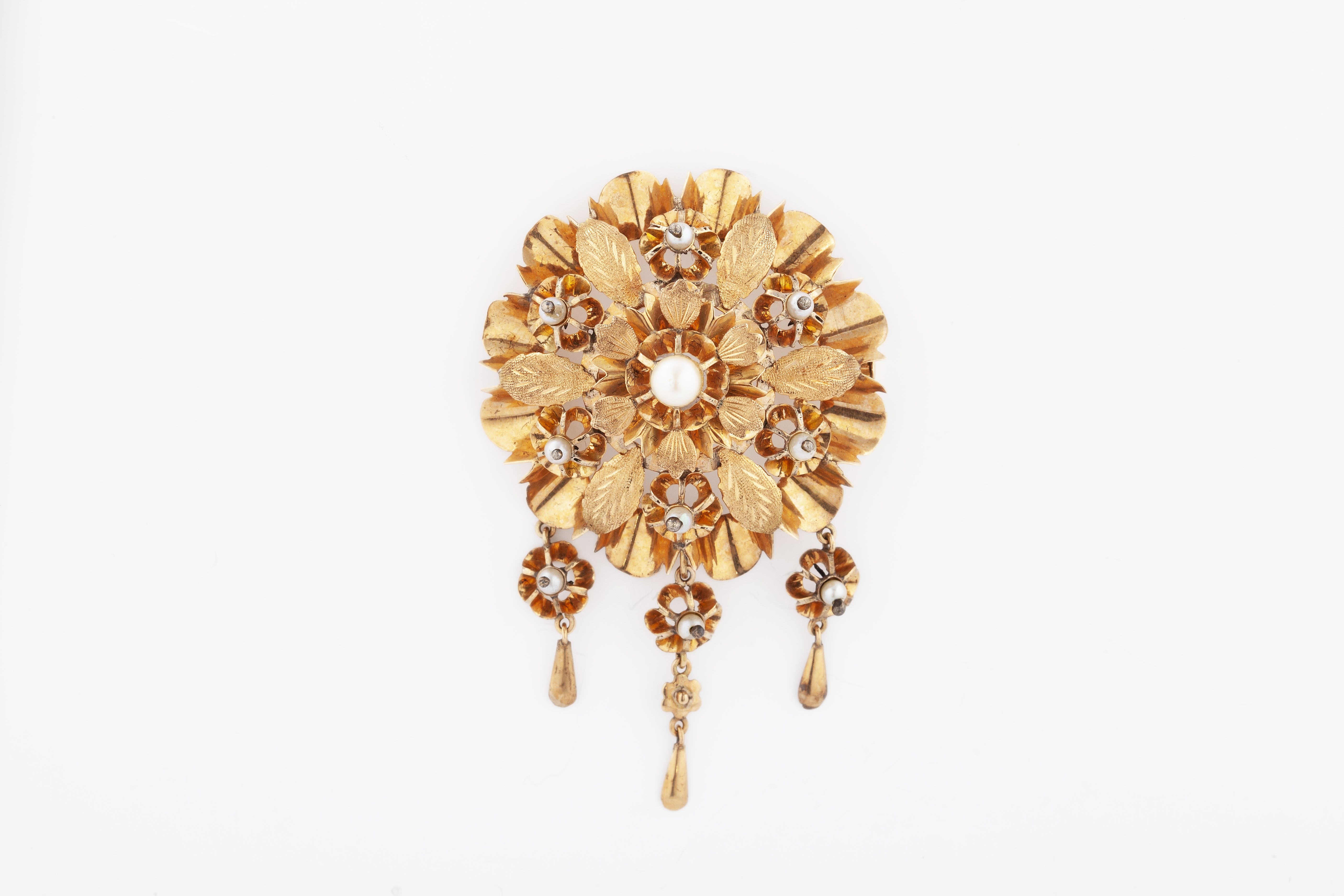 Broche