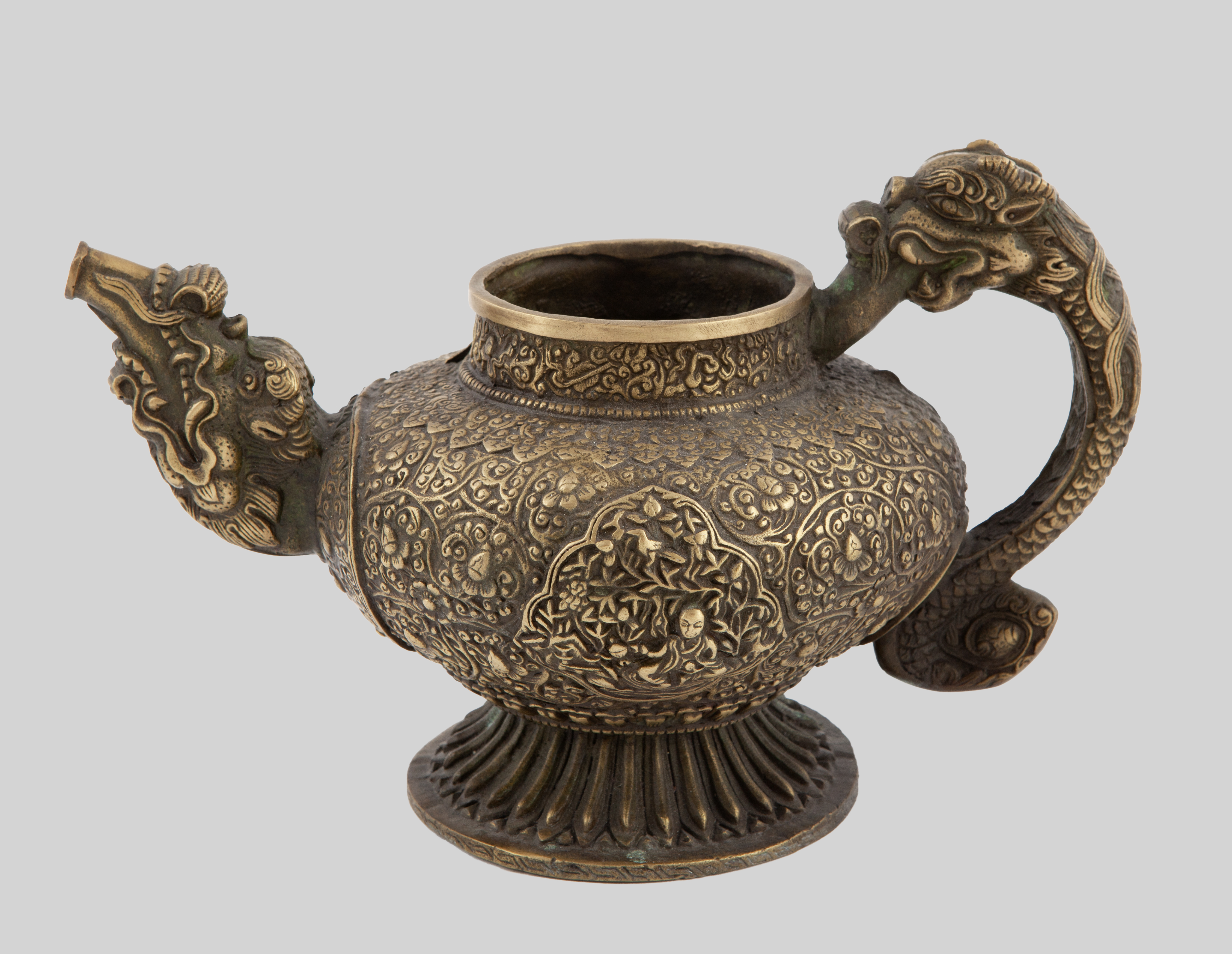 TETERA BUDISTA EN BRONCE DORADO. TIBET, SIGLO XIX