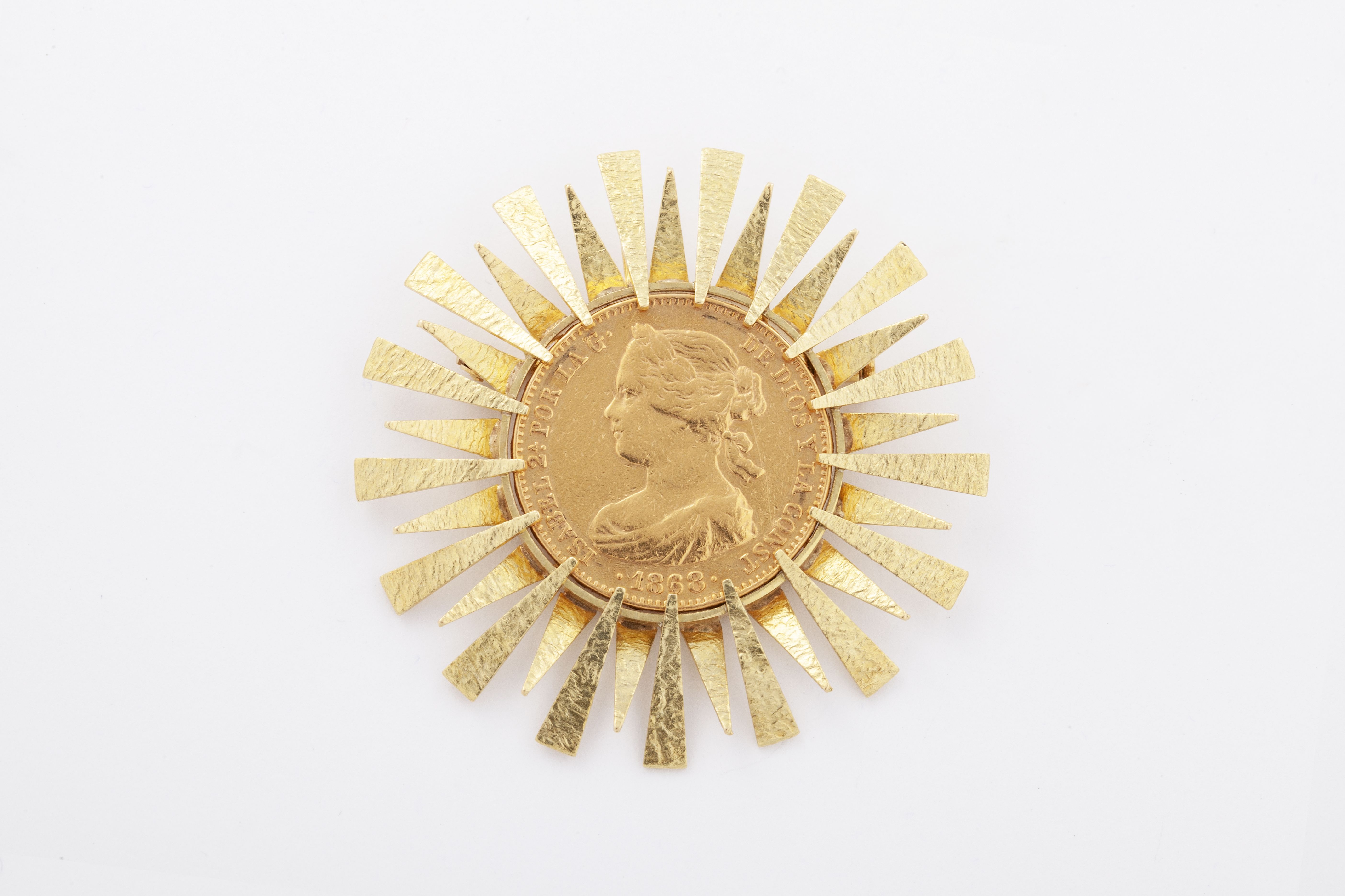 Broche
