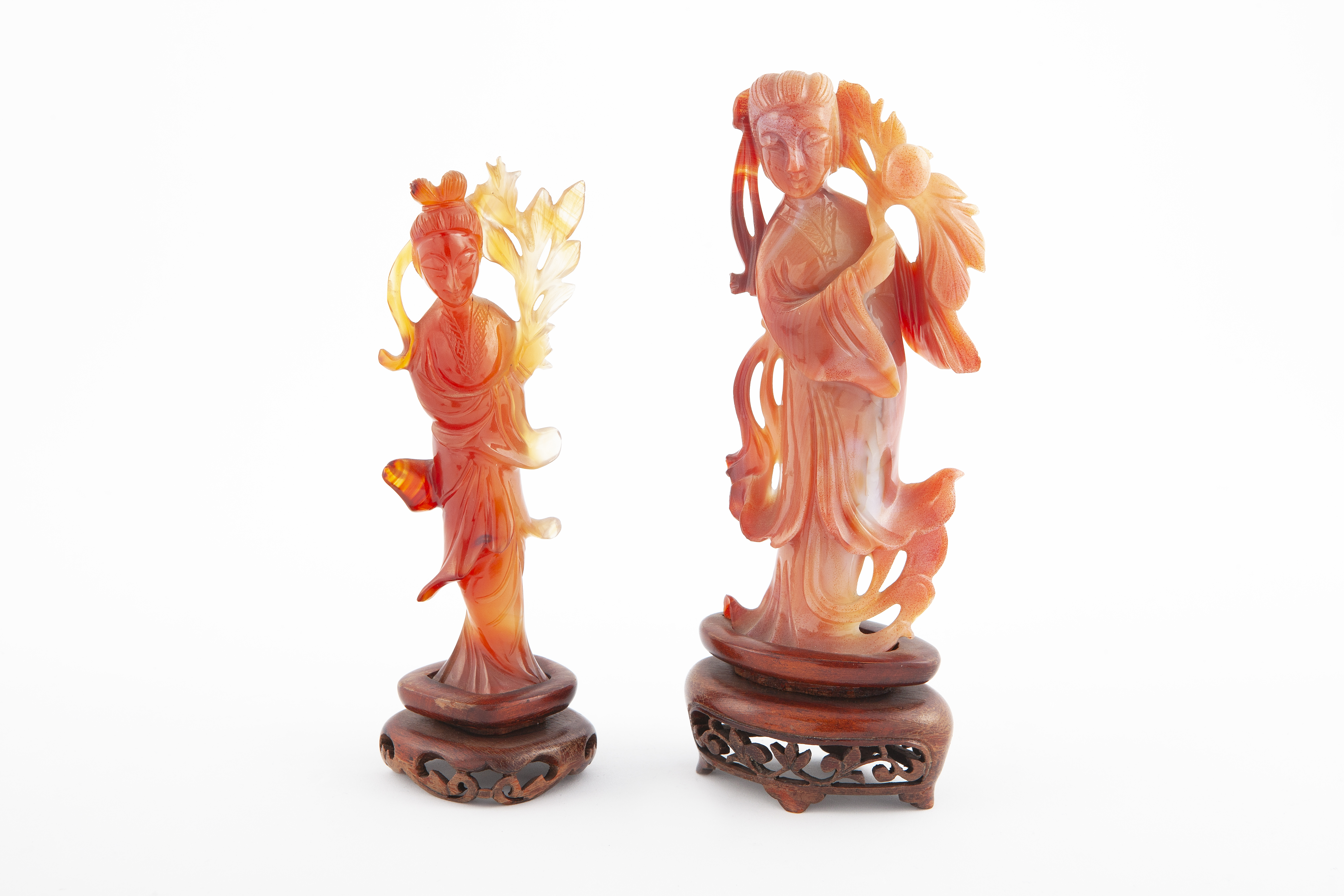 DAMAS, DOS FIGURAS DE CORNALINA TALLADA , DINASTÍA QING, CH