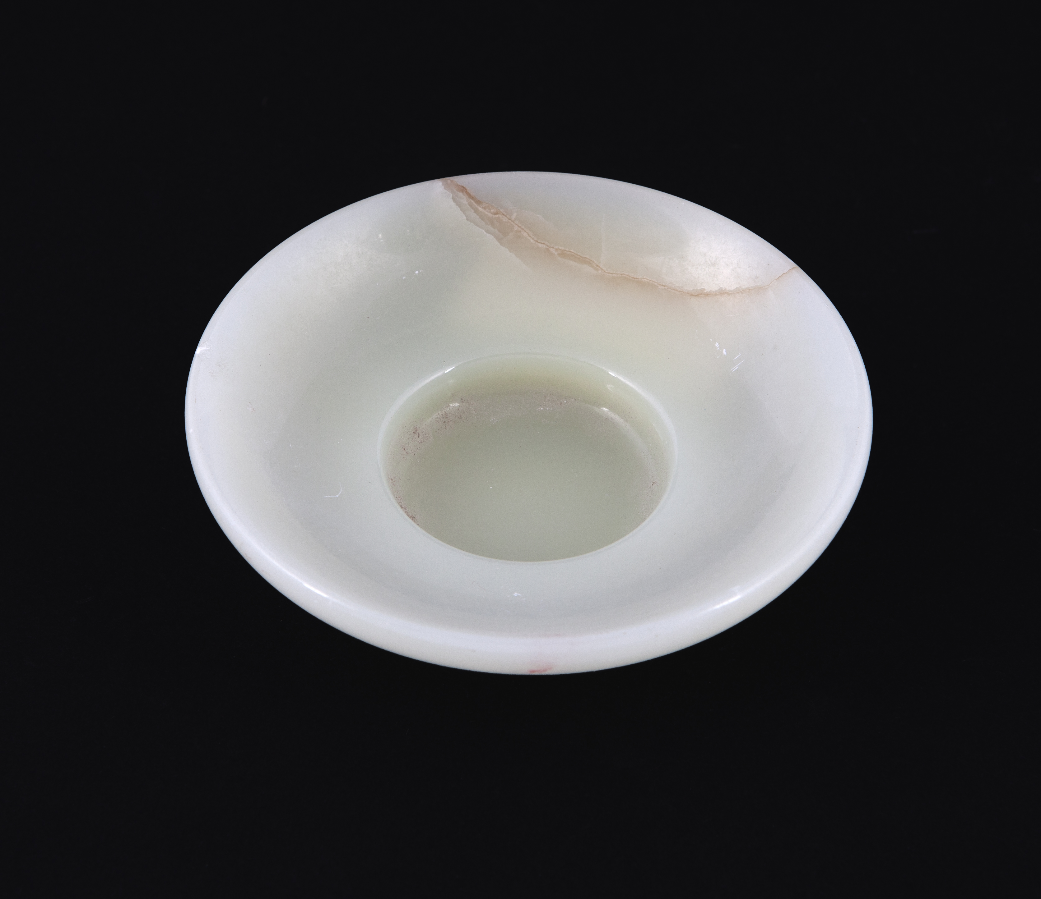 PEQUEÑO PLATO DE JADE VERDE. CHINA, SIGLO XX