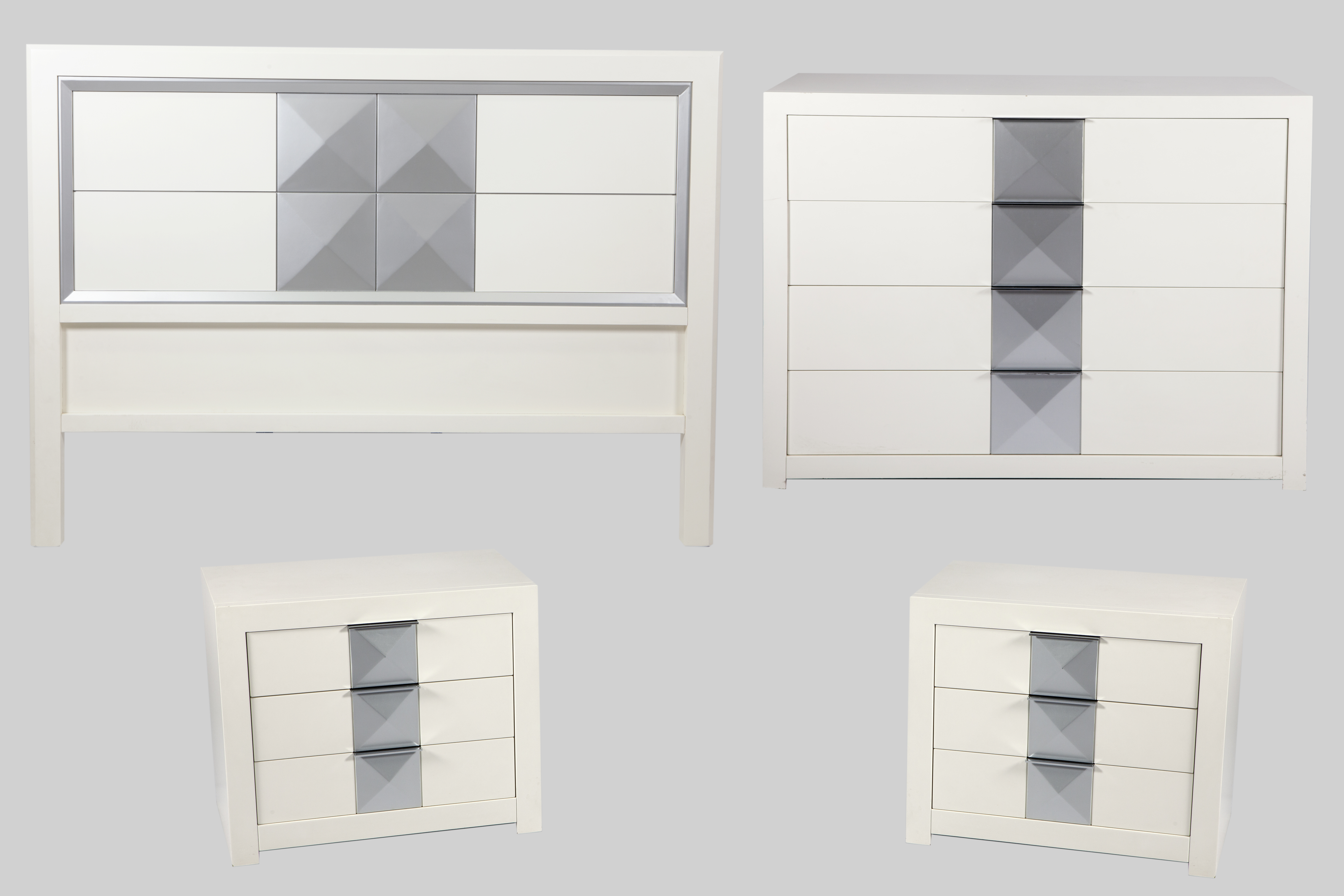 DORMITORIO CONTEMPORÁNEO DE MADERA LACADA EN BLANCO Y RESAL
