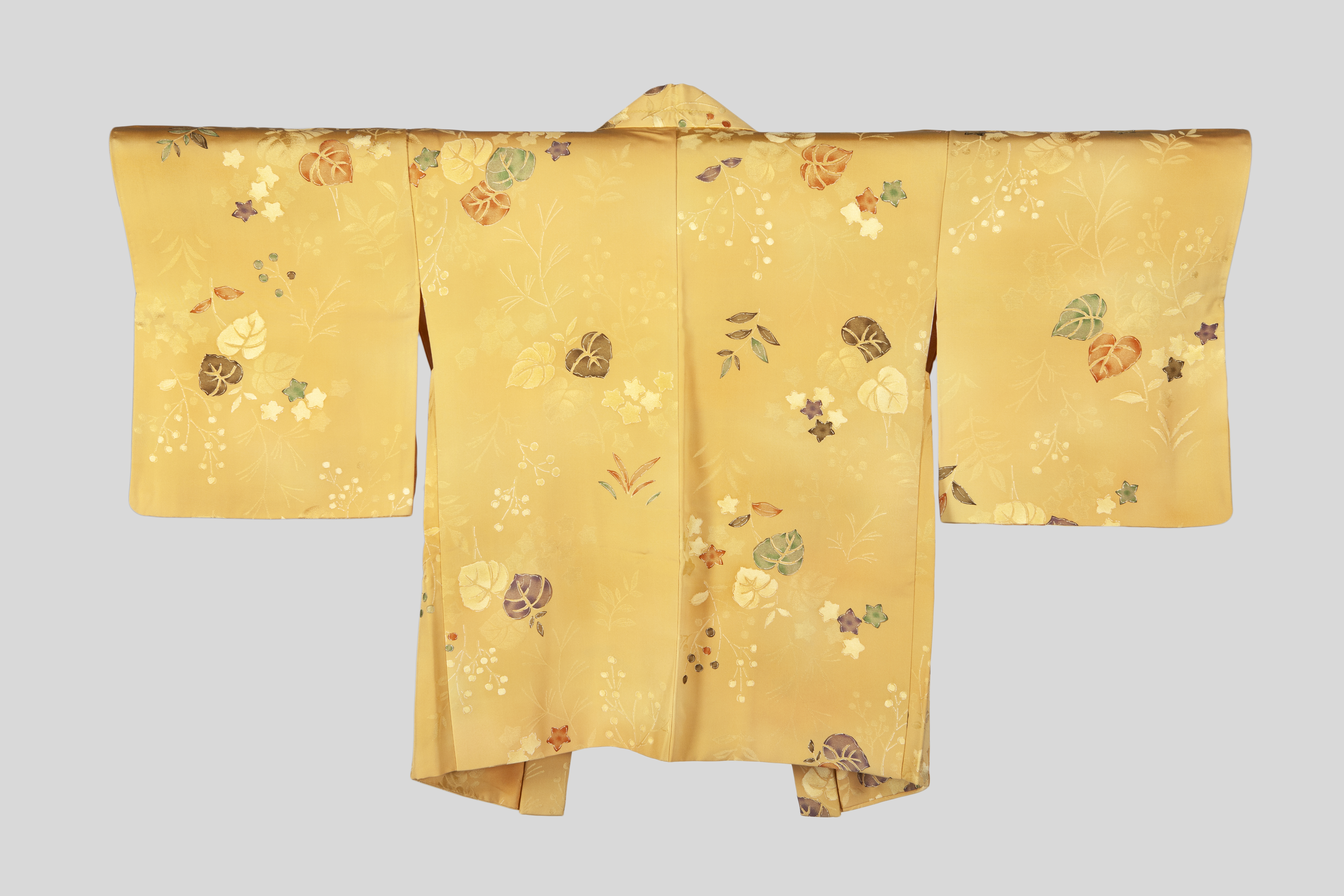 CHAQUETA TIPO KIMONO DE SEDA CON DECORACIÓN ESTAMPADA DE FL