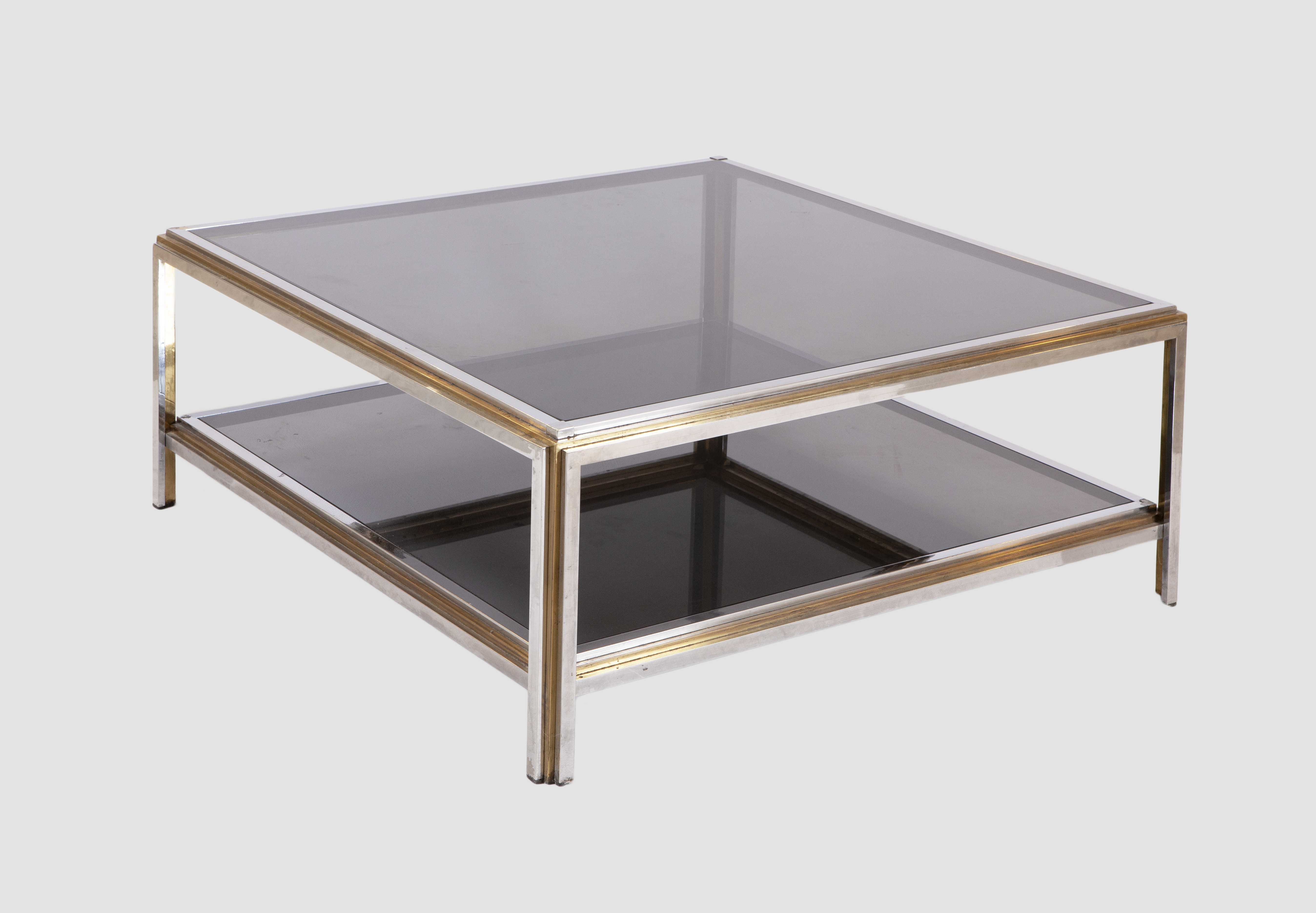 MESA BAJA DE SECCIÓN CUADRADA DE METAL Y LATÓN EN EL ESTILO