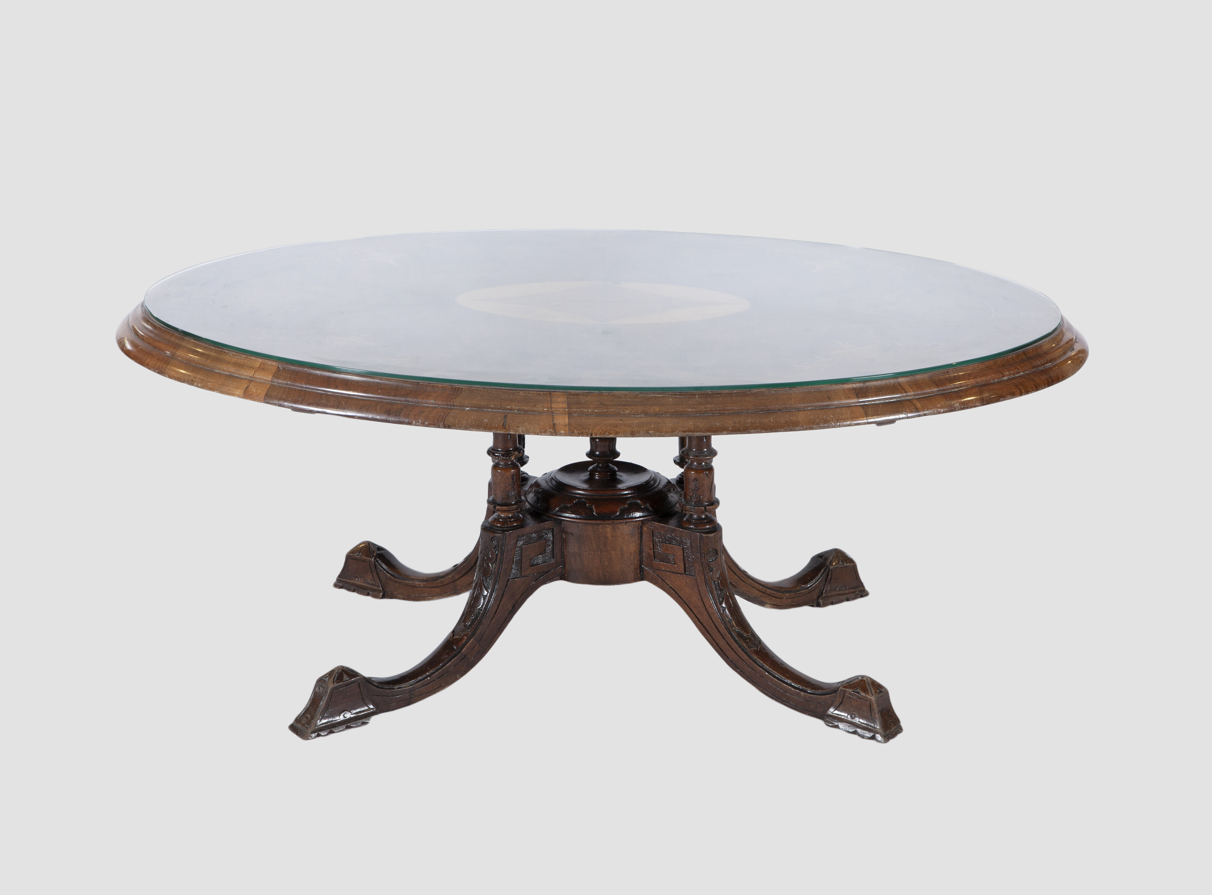 MESA BAJA DE NOGAL Y RAIZ DE NOGAL CON MARQUETERÍA  GEOMETR