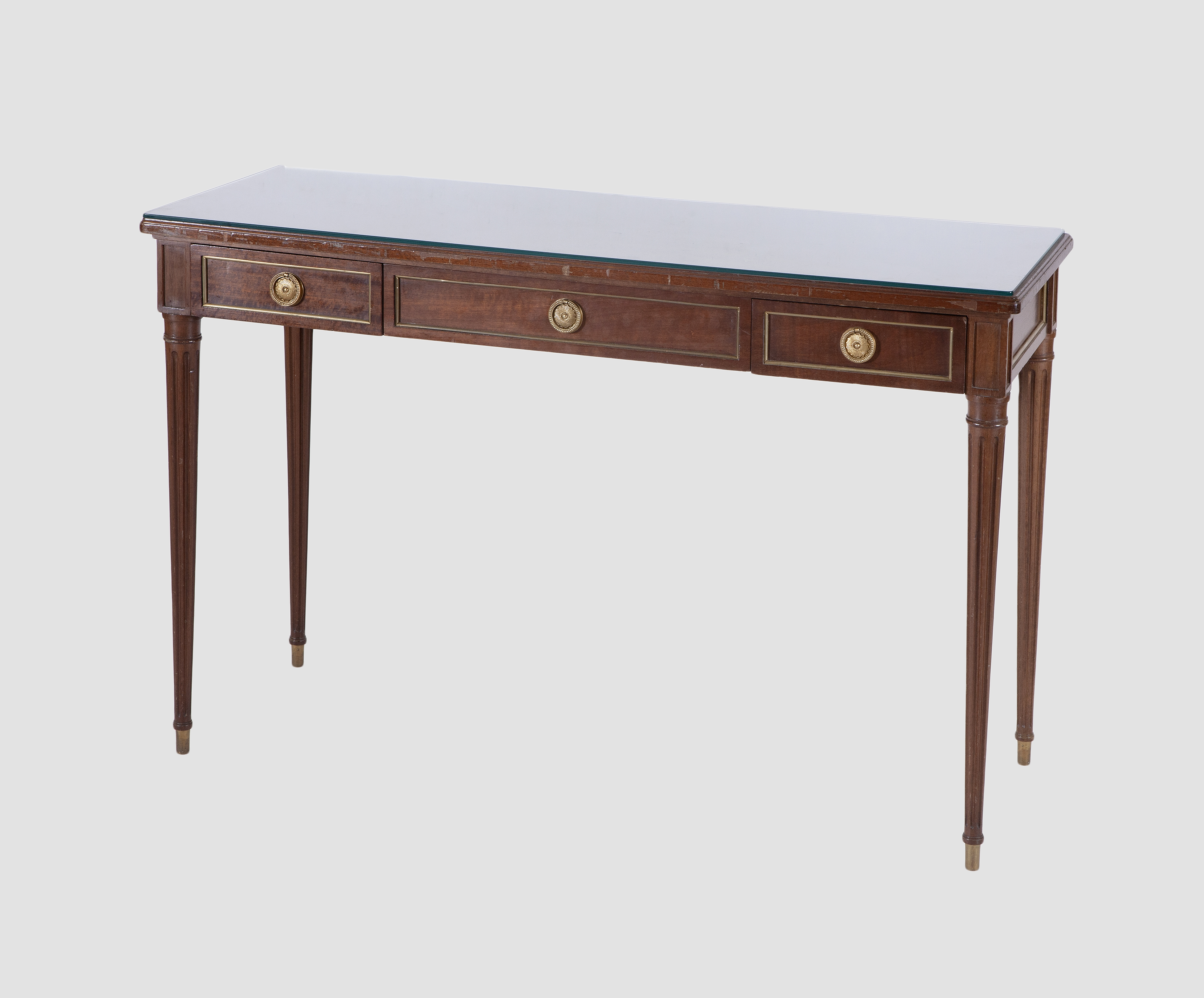 MESA ESCRITORIO DE CAOBA Y PATAS DE FUSTE ACANALADO CON TRE