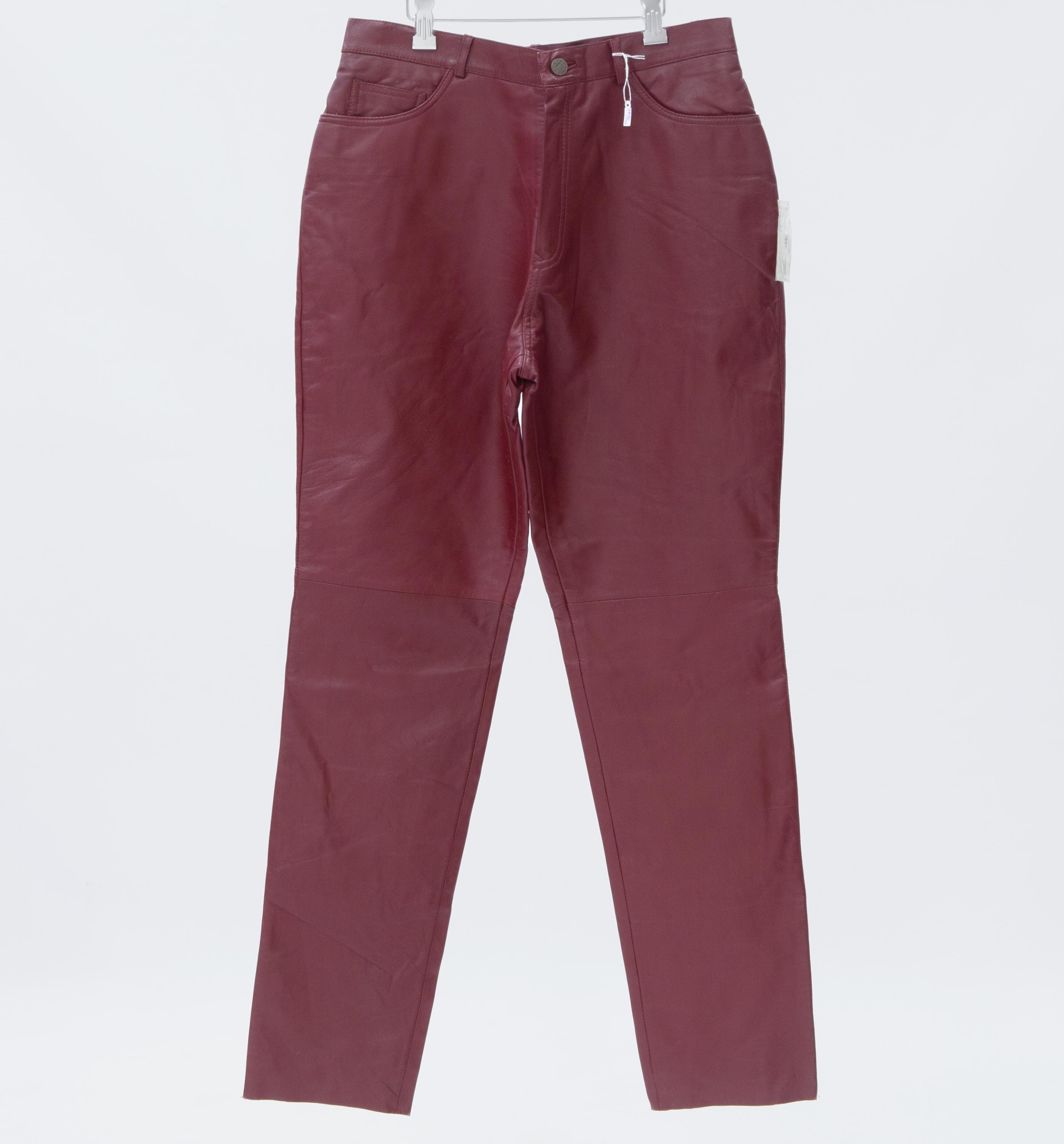PANTALÓN DE MUJER EN CUERO ROJO