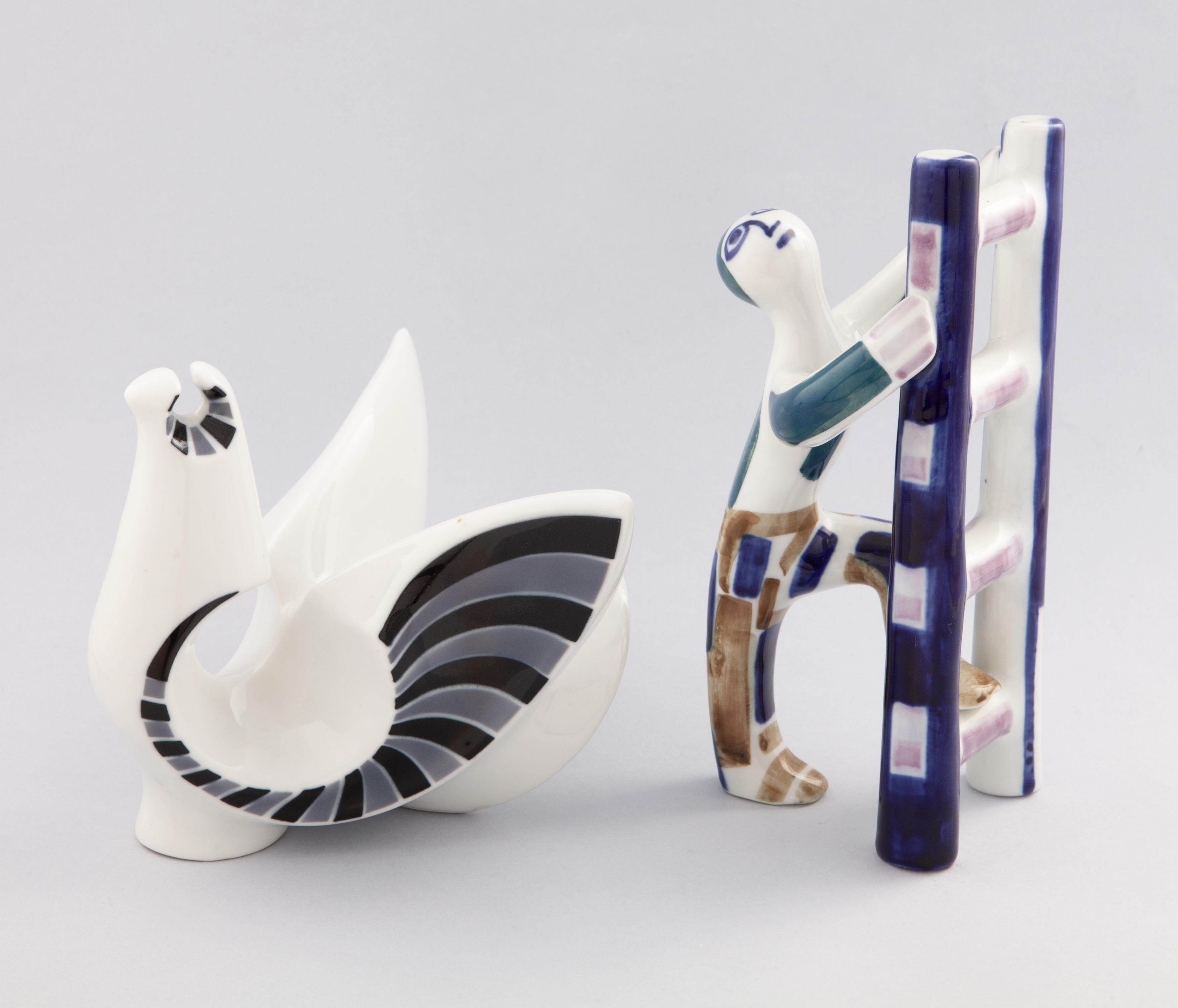 PAREJA DE FIGURAS DE PORCELANA DE SARGADELOS S.XX