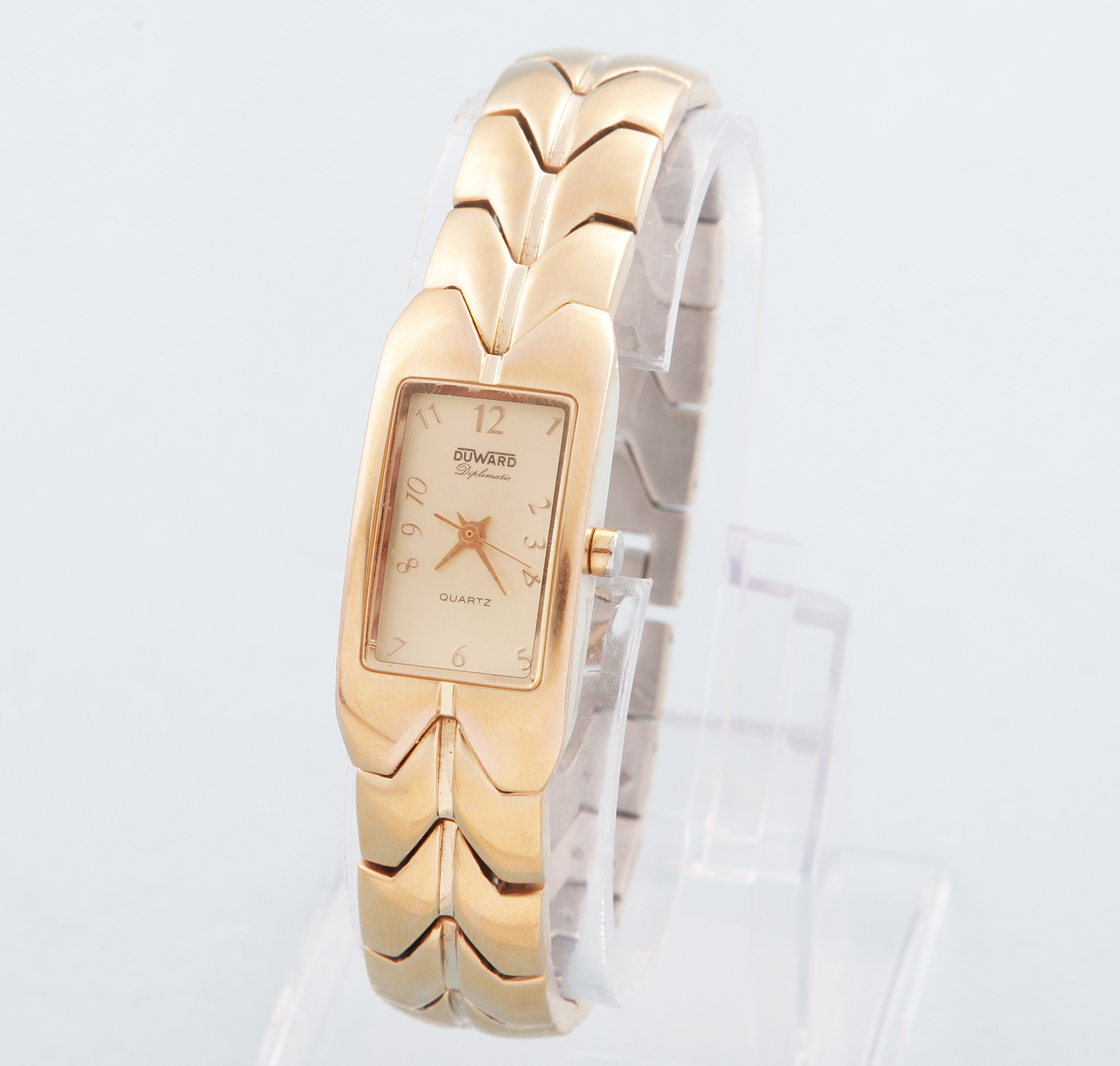 Reloj de pulsera, DUWARD