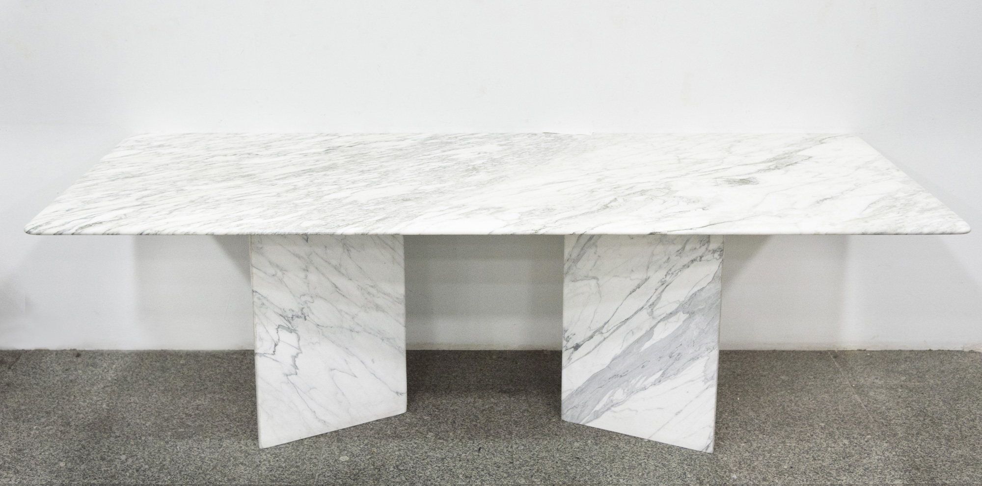MESA DE COMEDOR DE MÁRMOL 