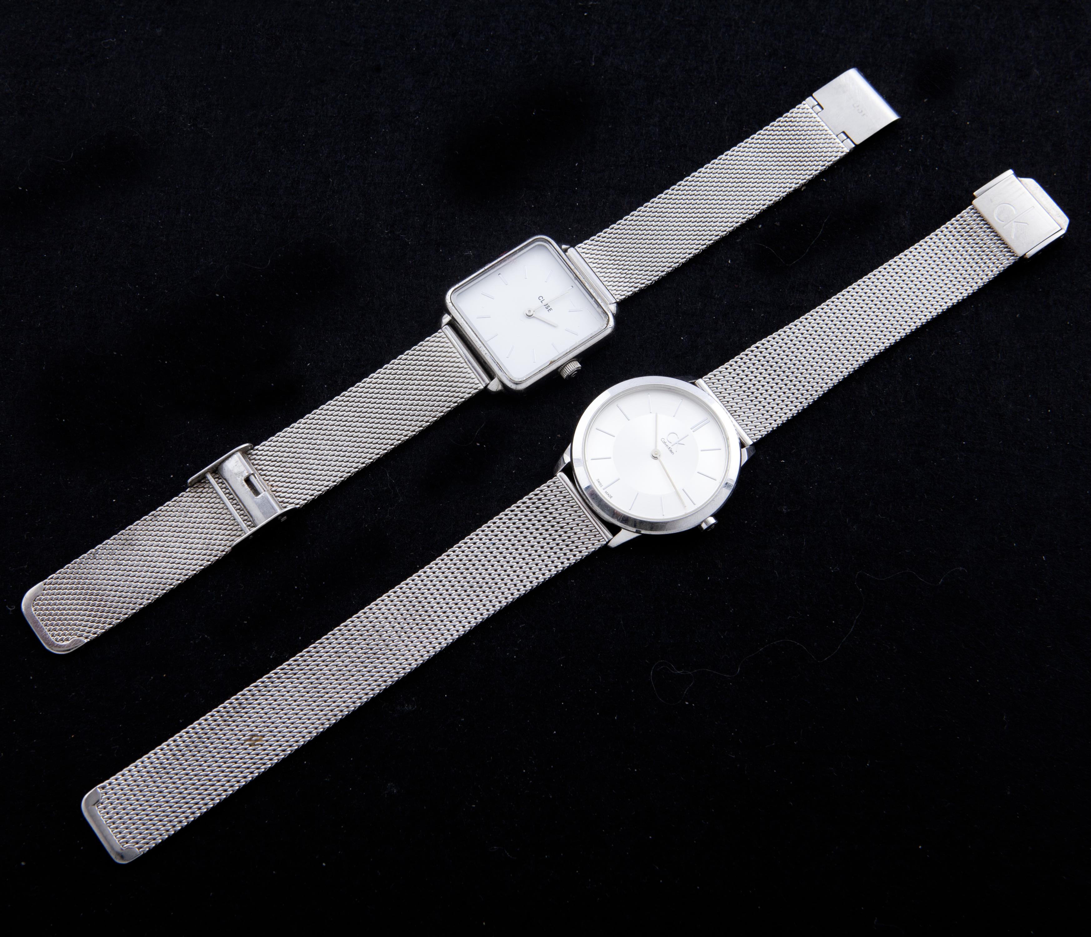 Reloj, RELOJ 