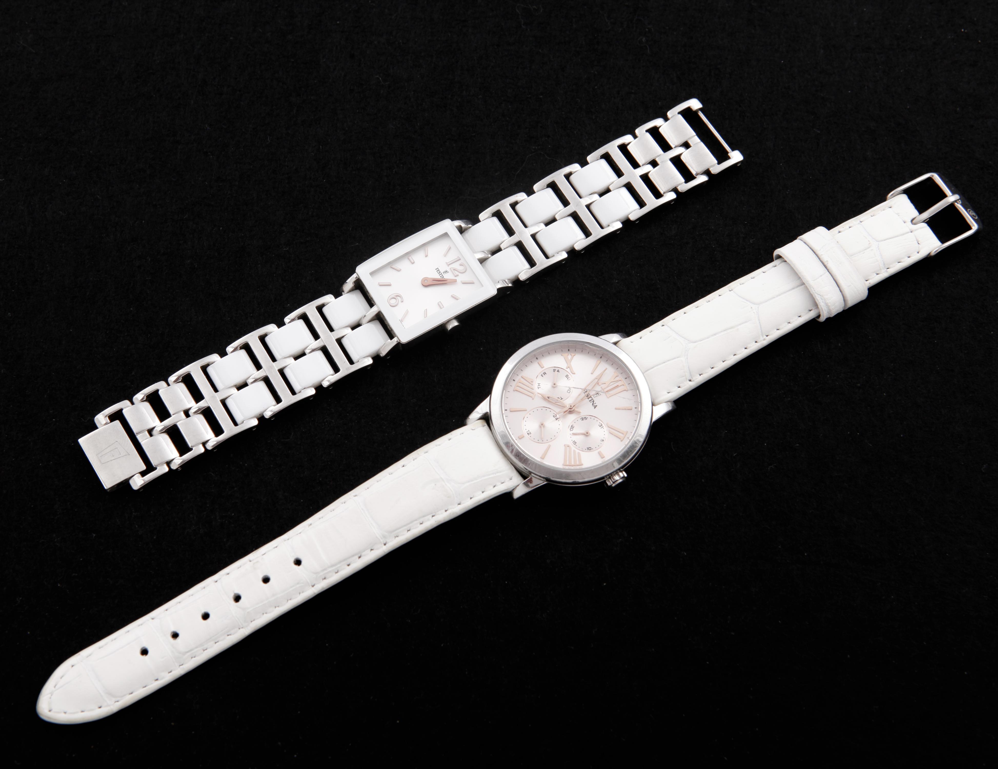 Reloj, RELOJ