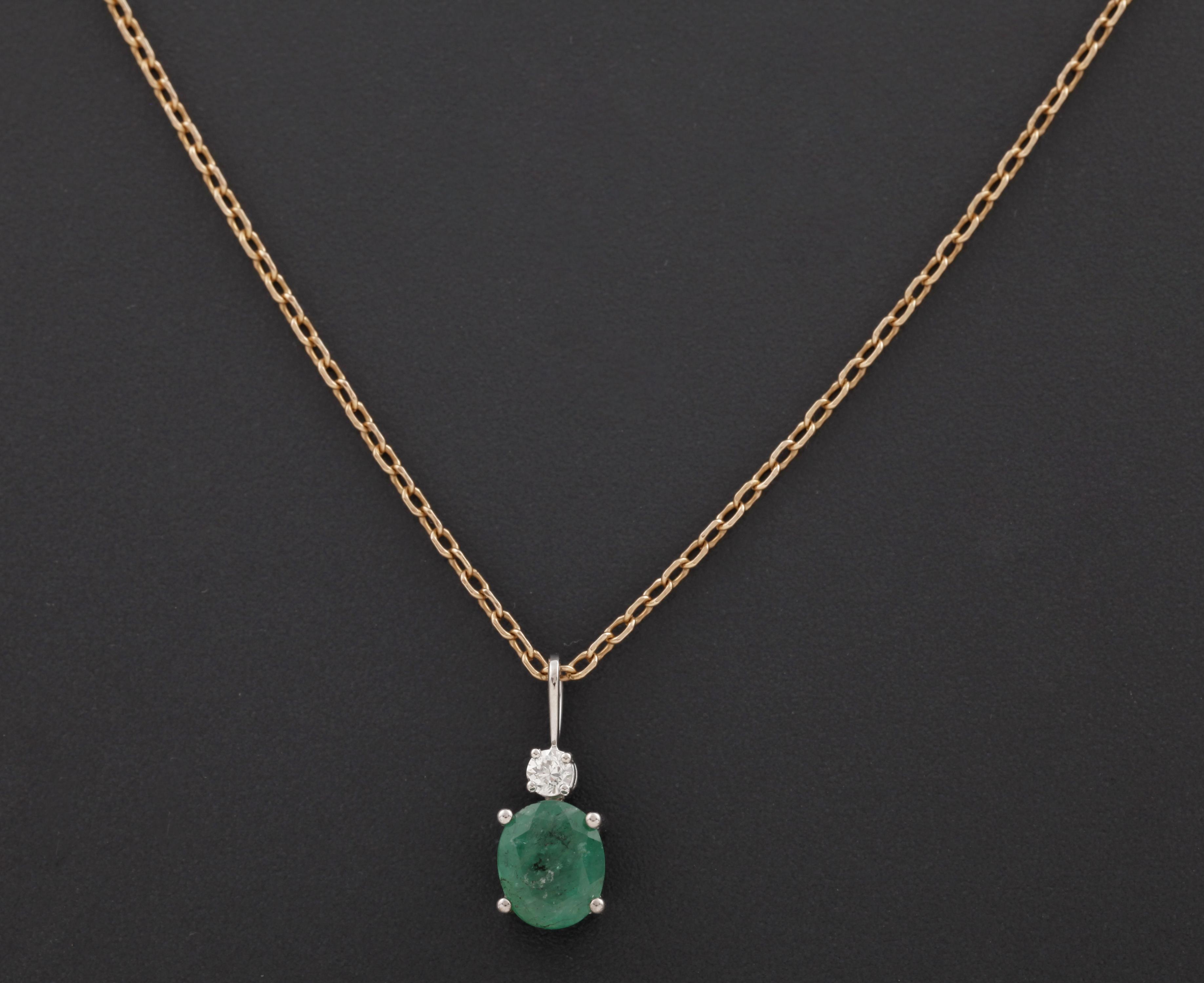 Cadena y colgante 