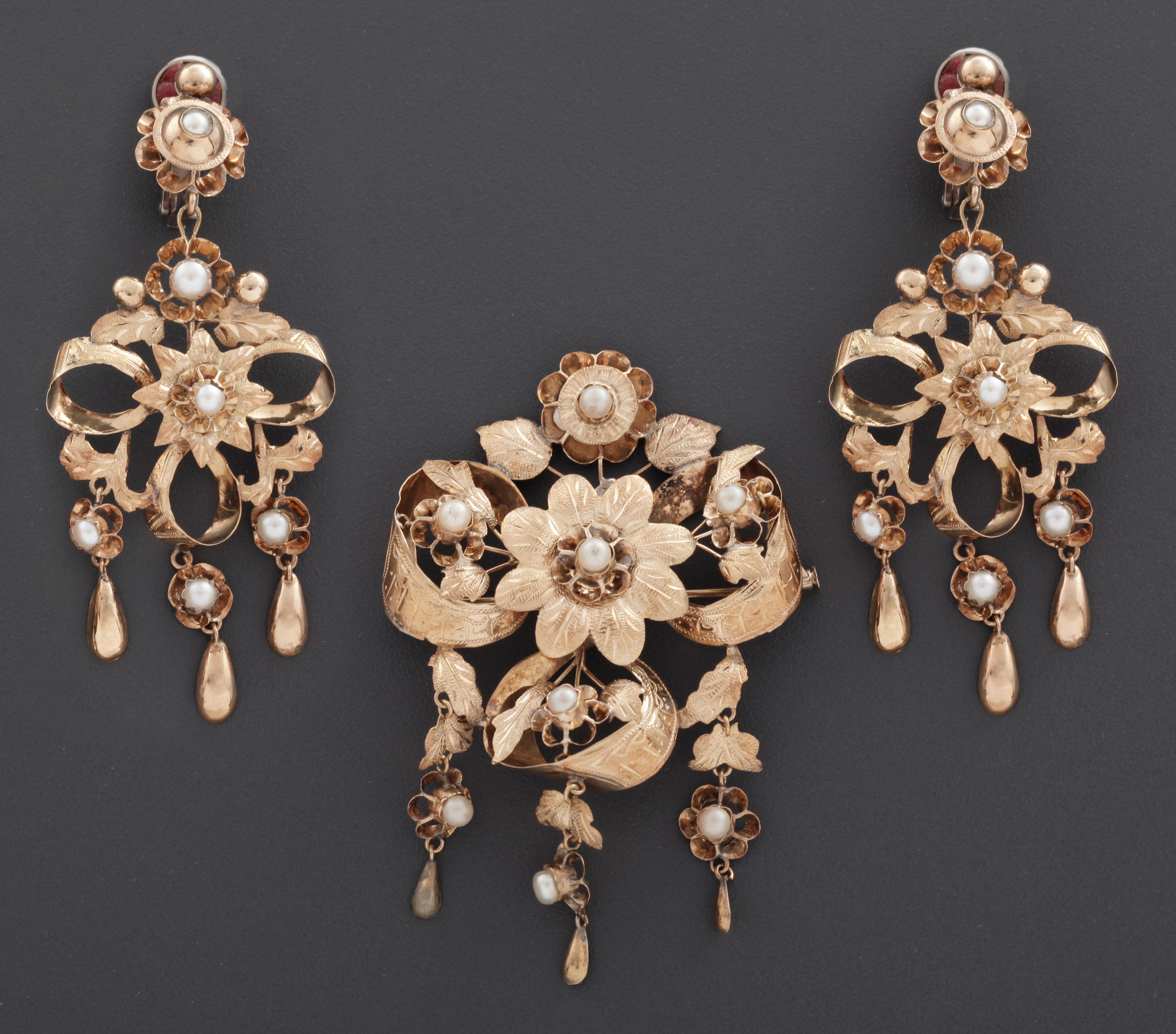 Broche y pendientes