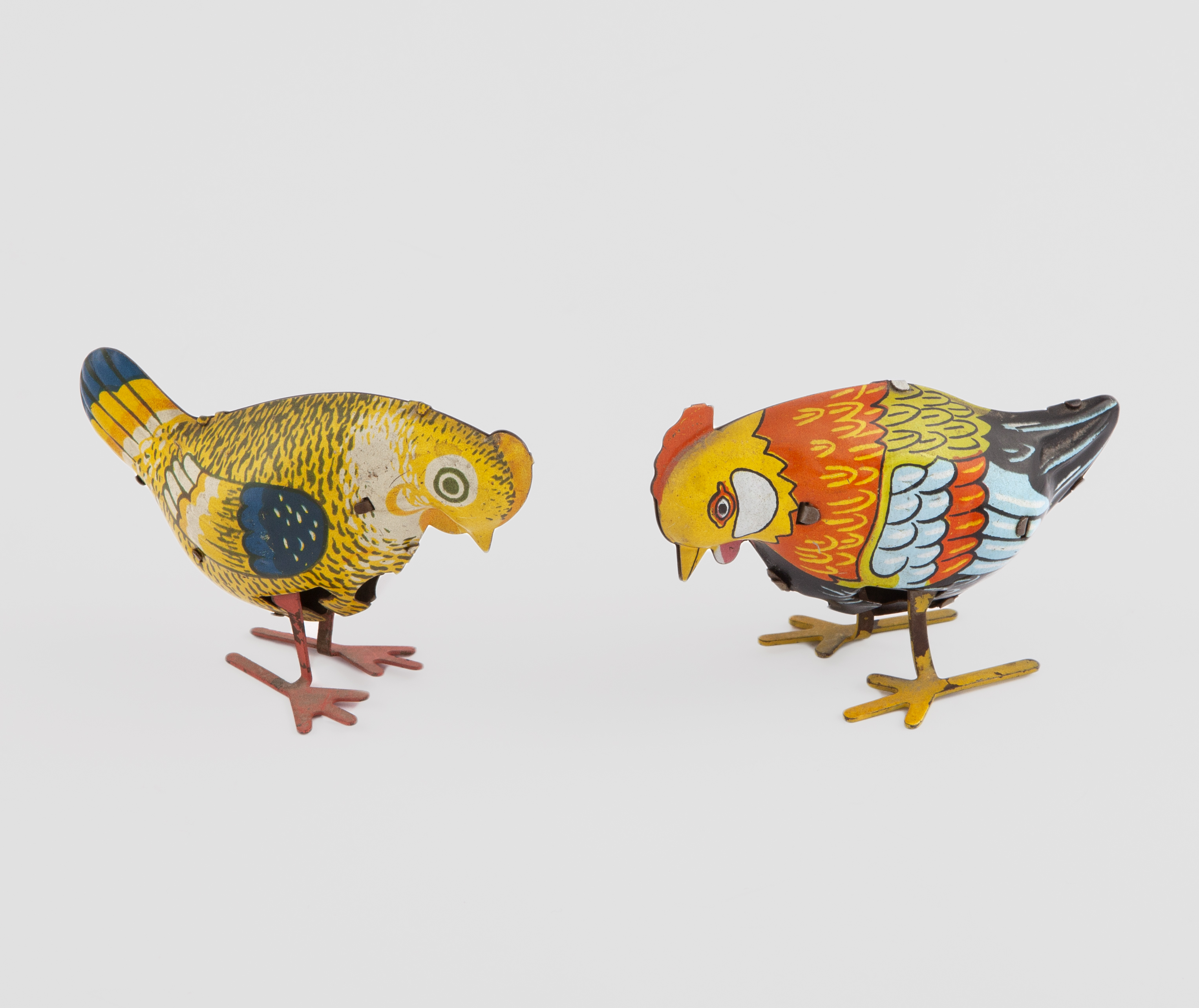 PAREJA DE GALLOS DE HOJALATA LITOGRAFIADA DE LA FABRICA PAY