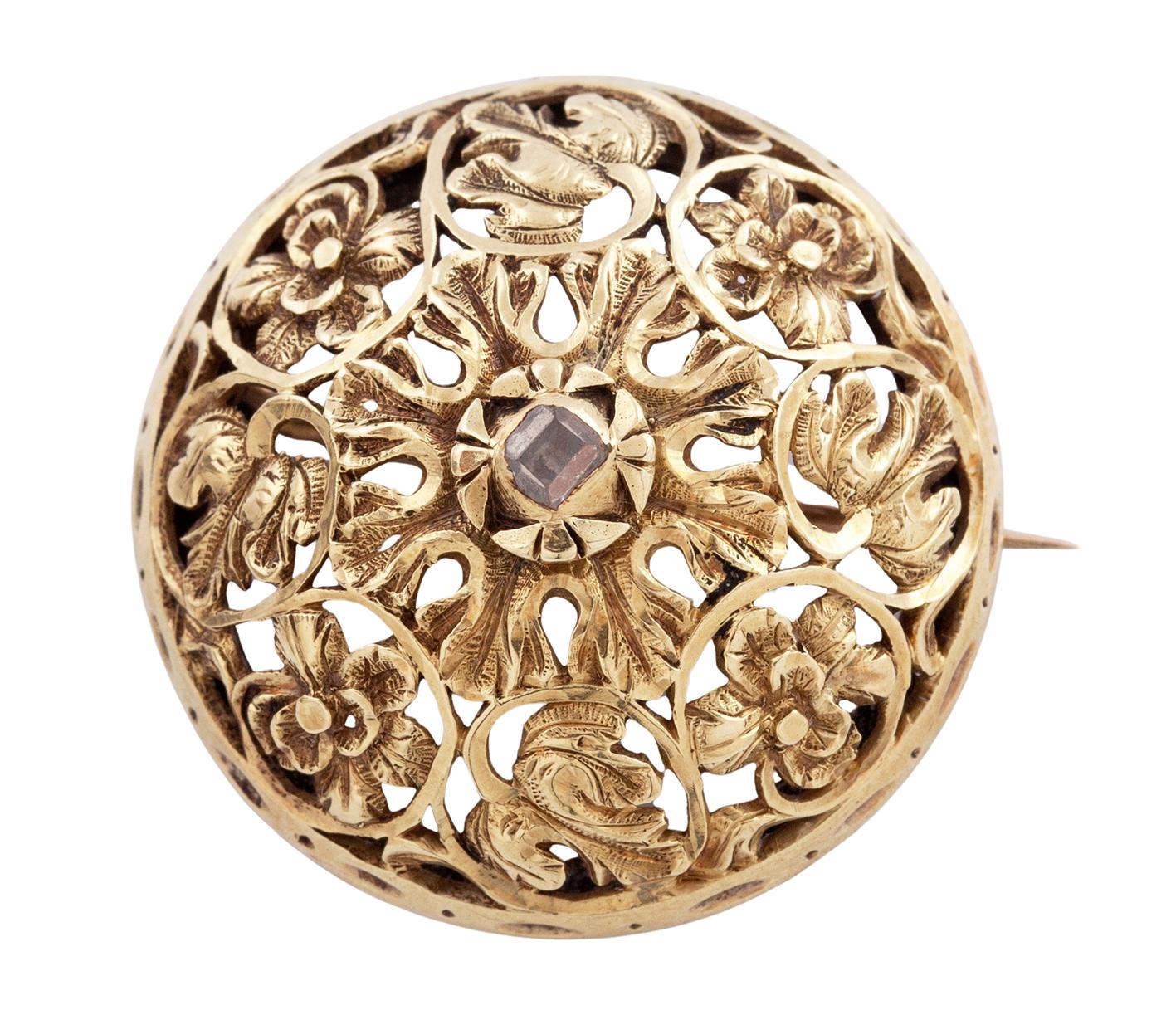 Broche