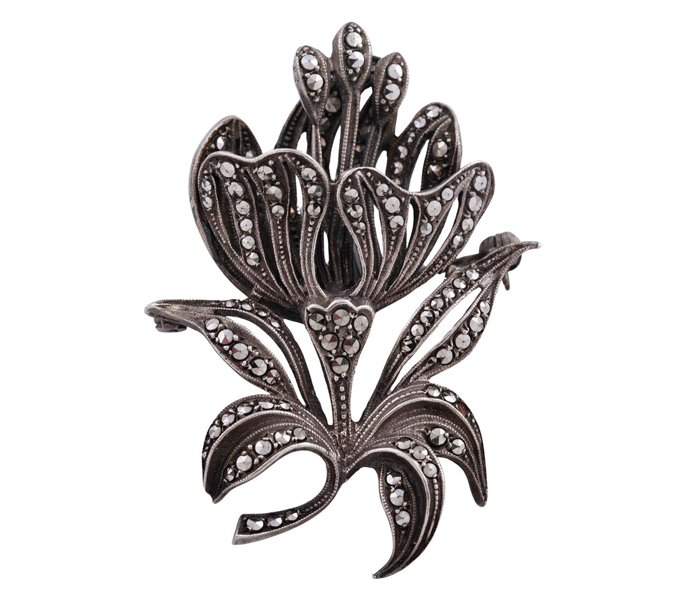 Broche