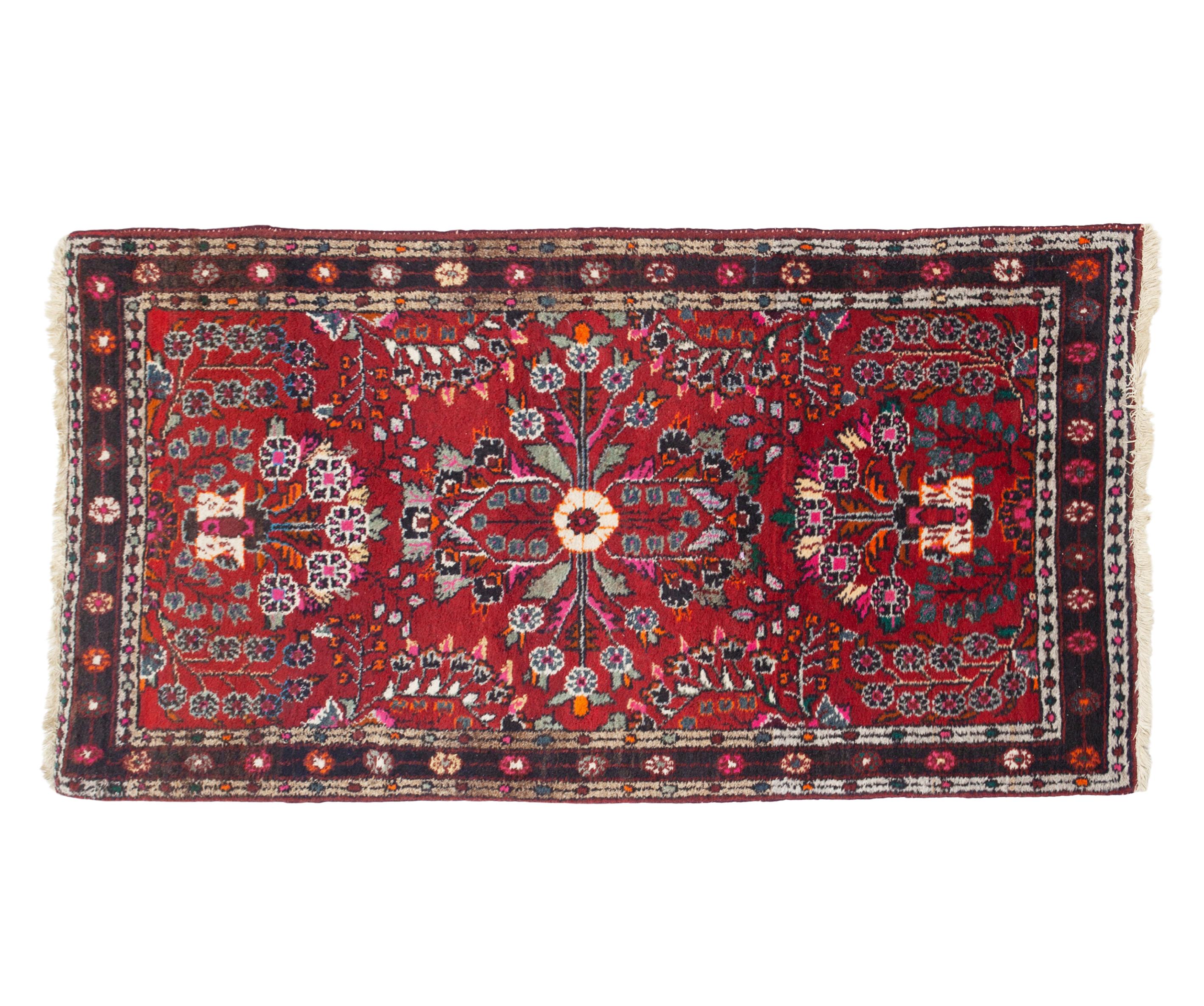 ALFOMBRA PERSA EN LANA COLOR BURDEOS