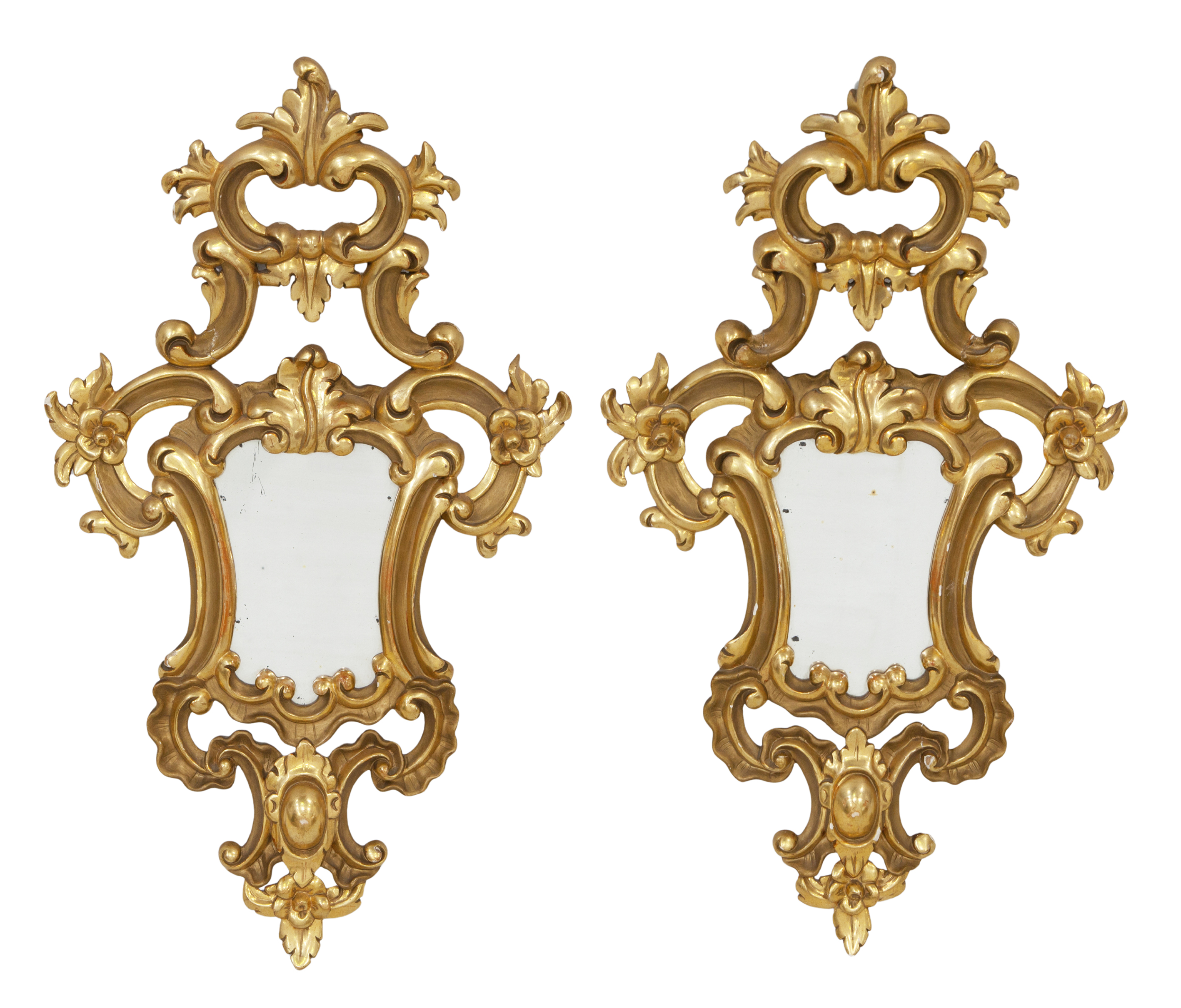 PAREJA DE CORNUCOPIAS, ESTILO ISABELINO