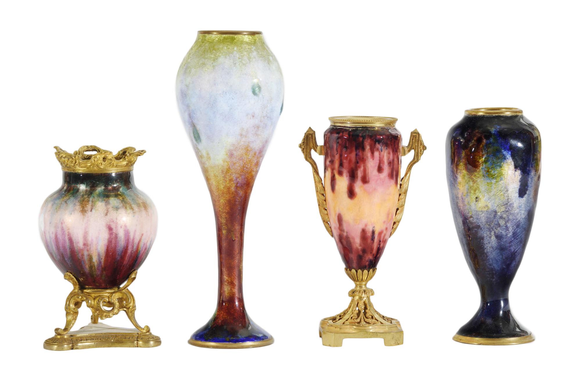 CONJUNTO DE JARRONES ART NOUVEAU, PP S.XX