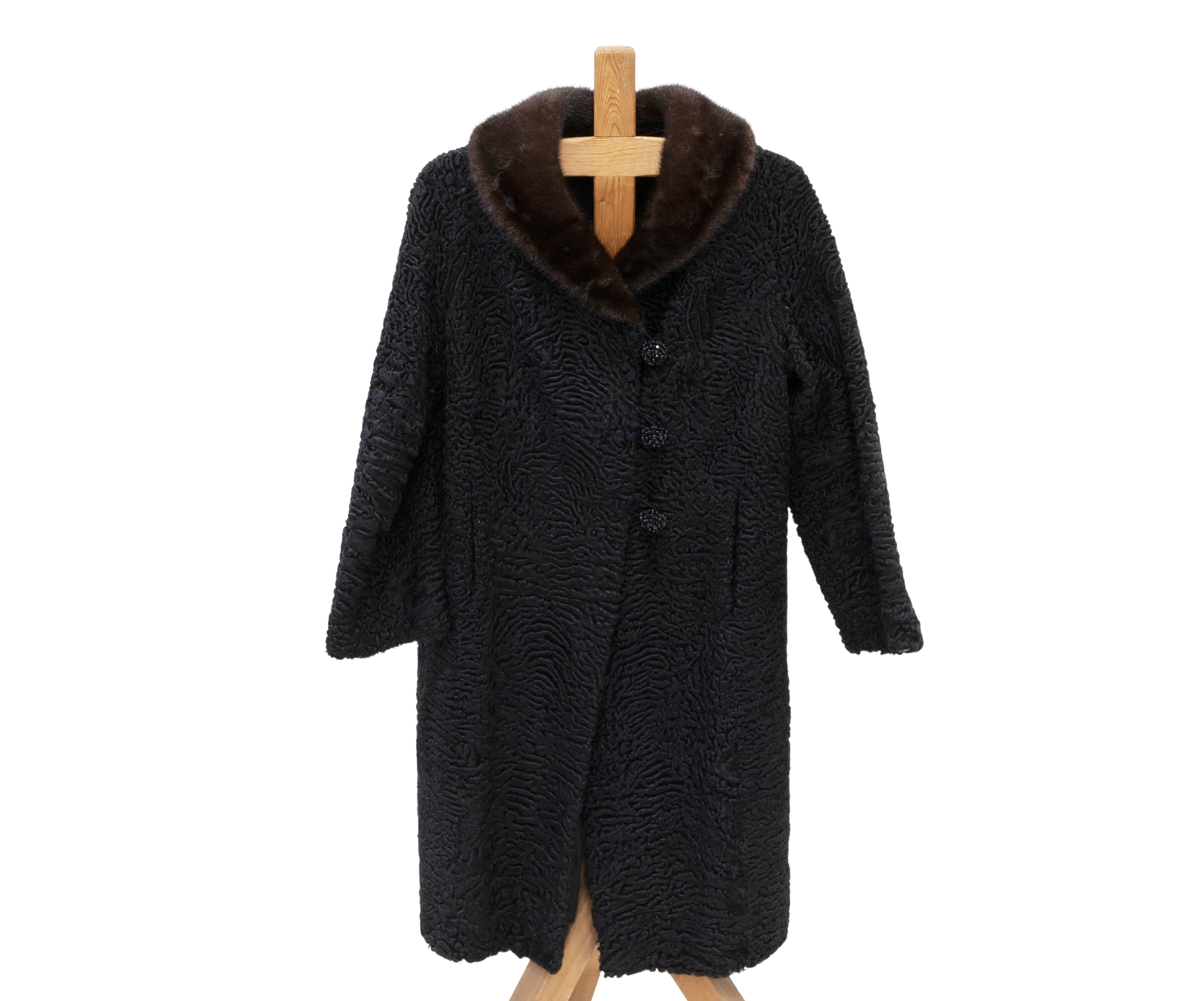 ABRIGO LARGO EN PIEL DE ASTRACÁN Y CUELLO DE VISÓN