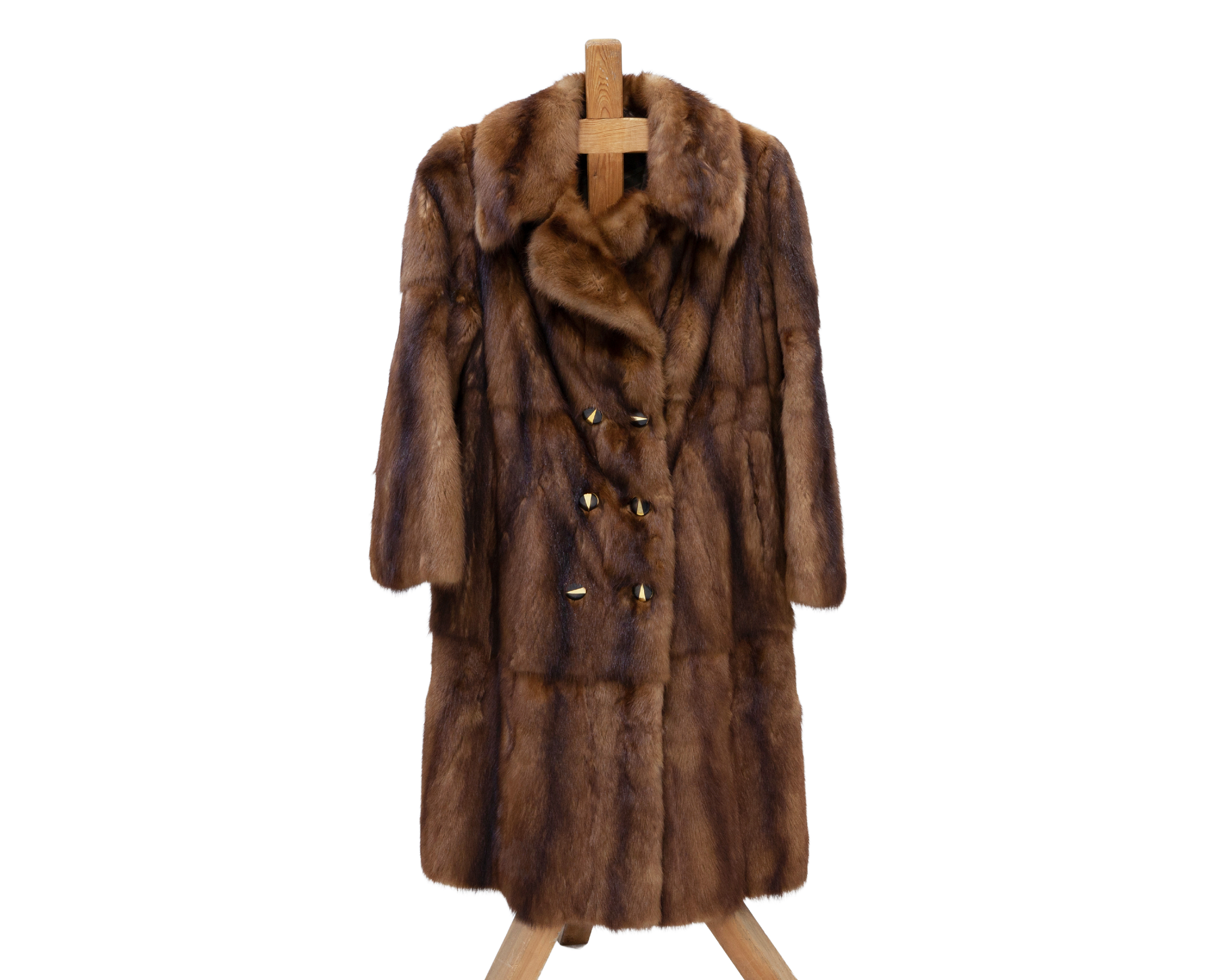 ABRIGO LARGO EN PIEL DE VISÓN MARRÓN