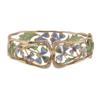 Siguiendo modelos de MASRIERA Y CARRERAS. Brazalete rígido