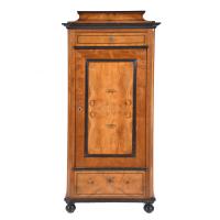 Mueble alto siguiendo modelos Biedermeier, segunda mitad si