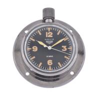 NAVIA HEUER. Reloj de automóvil, circa 1960.