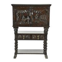 Mueble aparador de estilo Renacentista, siglo XX.