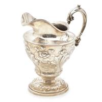 Jarrón Arts and Crafts, circa 1905.