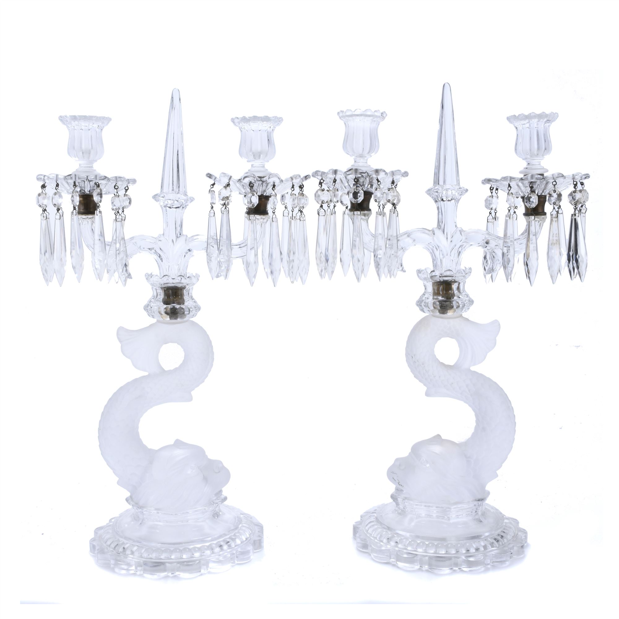 PAREJA DE CANDELABROS EN FORMA DE PEZ, SIGLO XX.