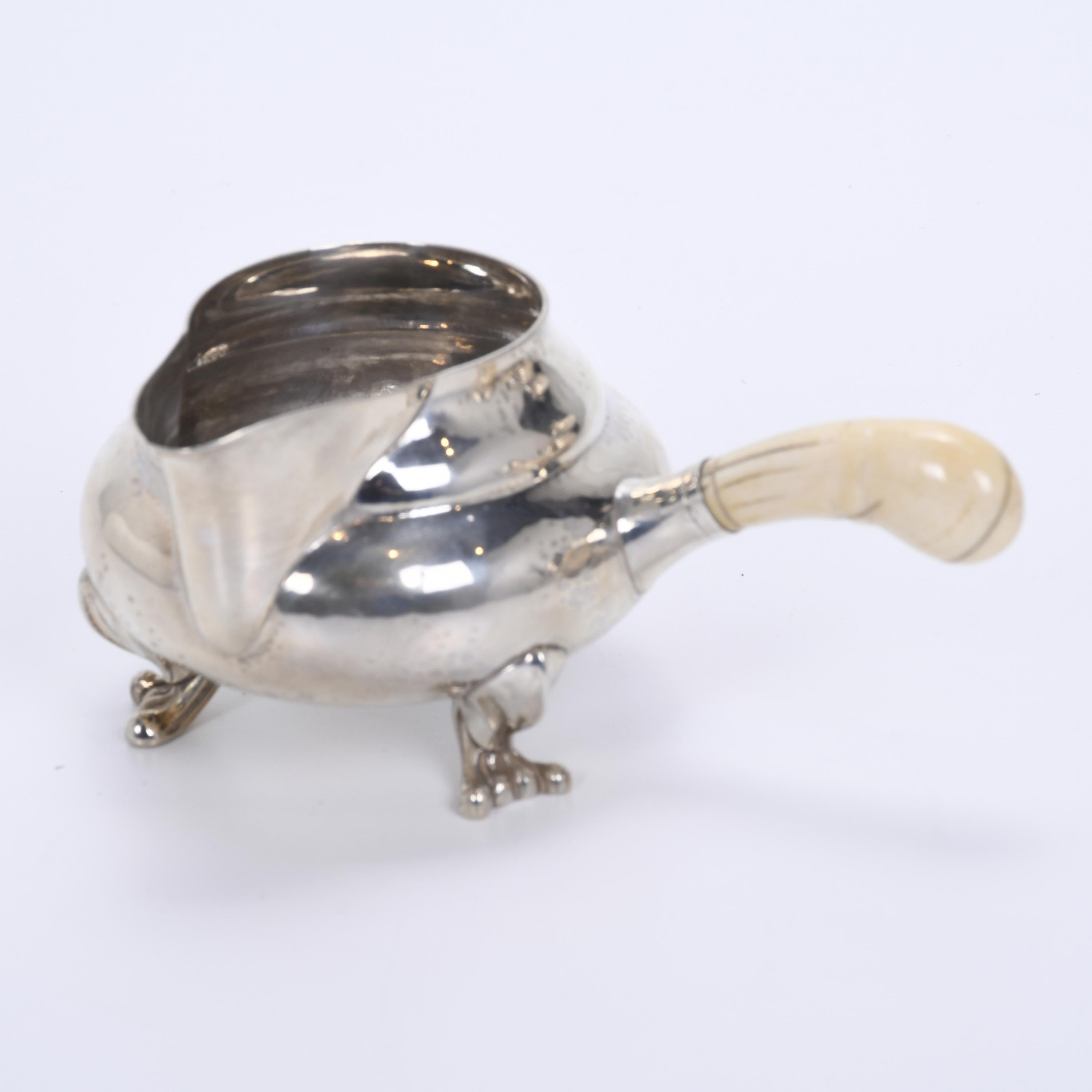 DISEÑO DE GEORG JENSEN (1866-1935). JUEGO DE TÉ Y CAFÉ MODE