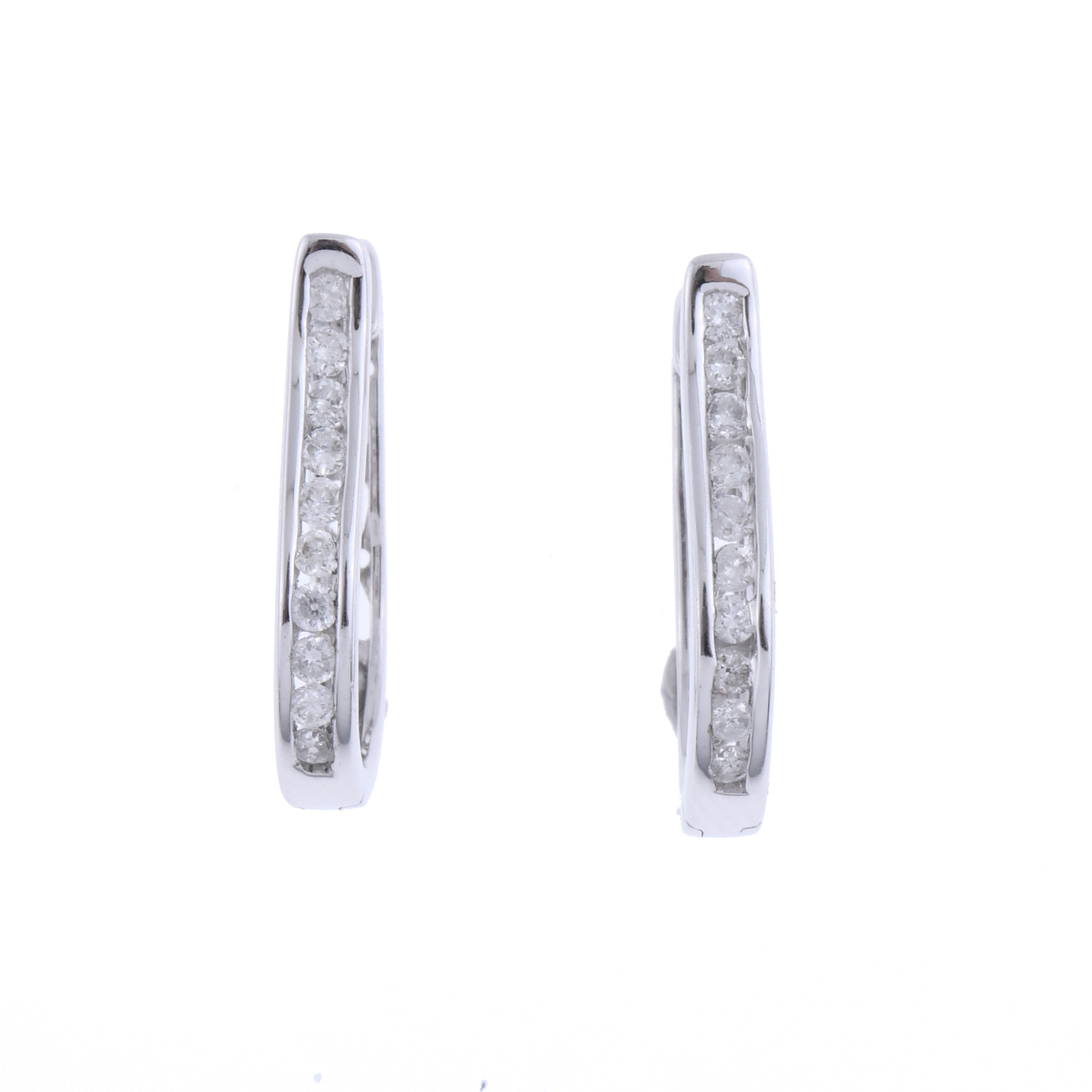 PENDIENTES ARO LIRA CON DIAMANTES.