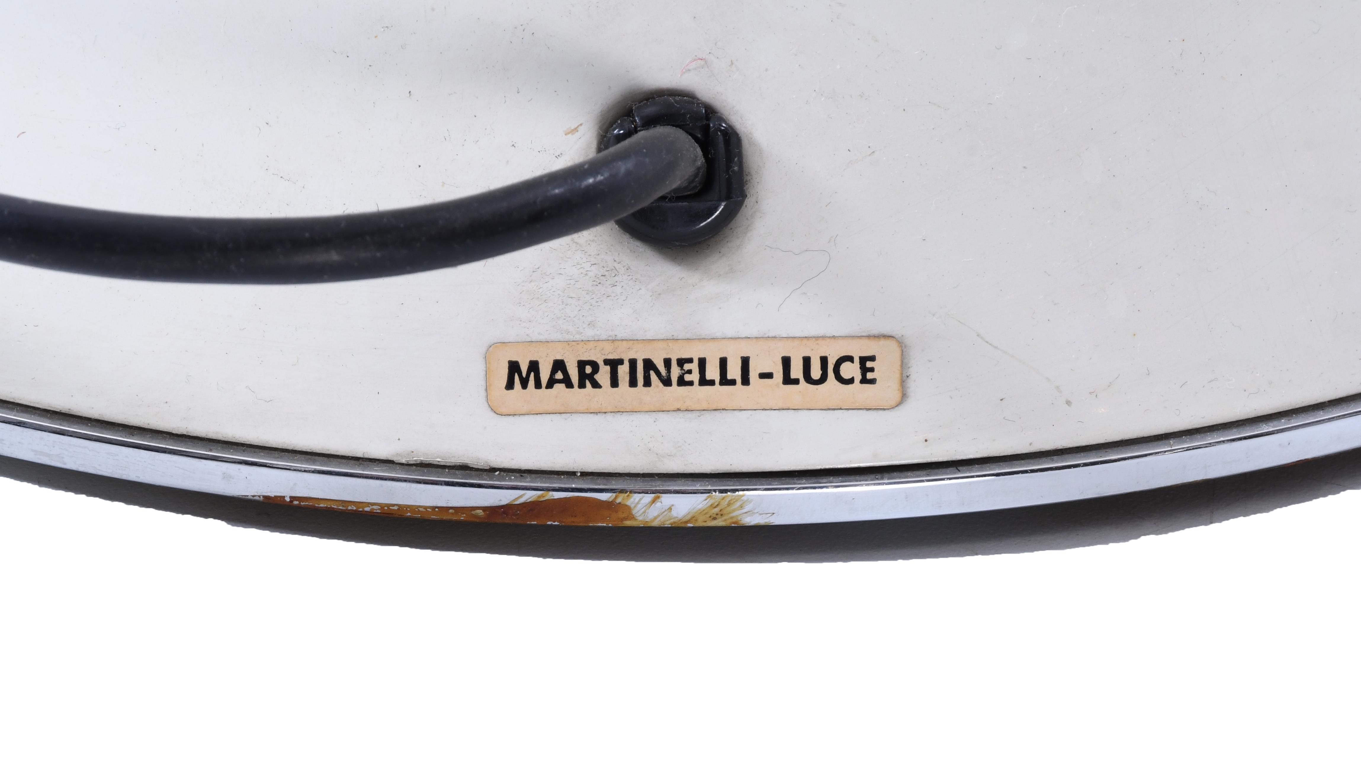 MARTINELLI LUCE.  LÁMPRA DE PIE MODELO "PIPISTRELLO", FIN. 