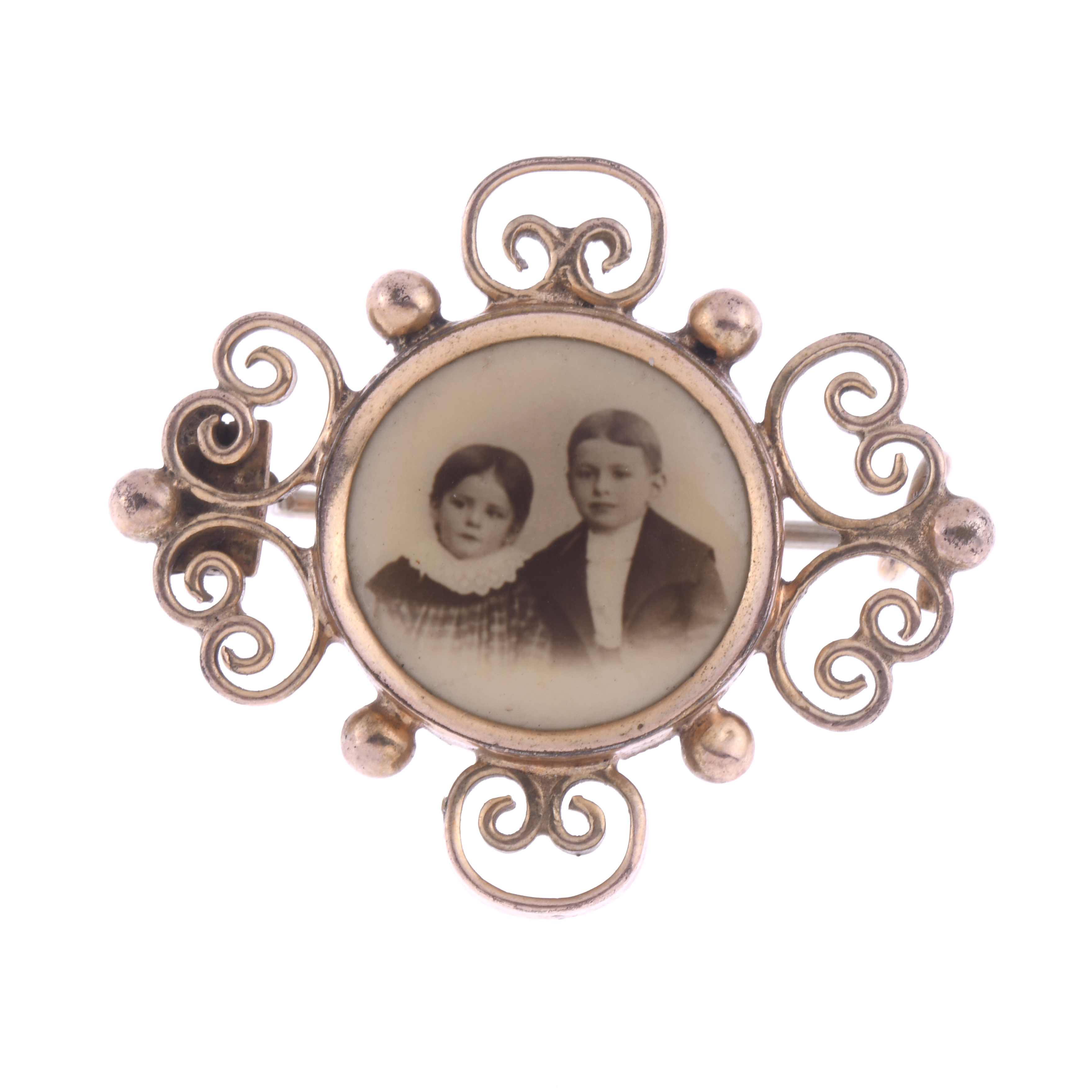 ANTIGUO BROCHE CON FOTOGRAFÍA.