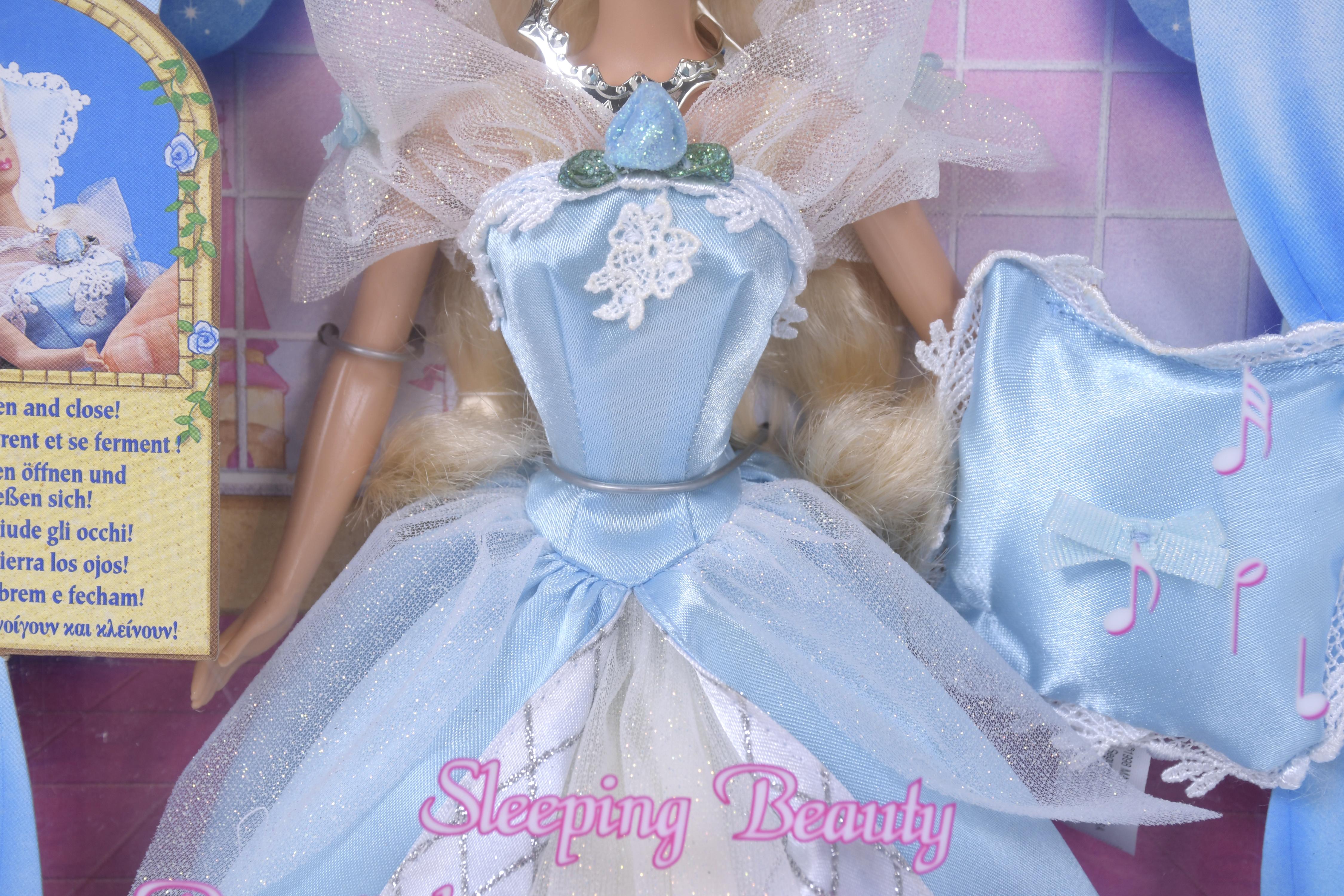 MATTEL. MUÑECA BARBIE MODELO "SLEEPING BEAUTY BARBIE", 1998