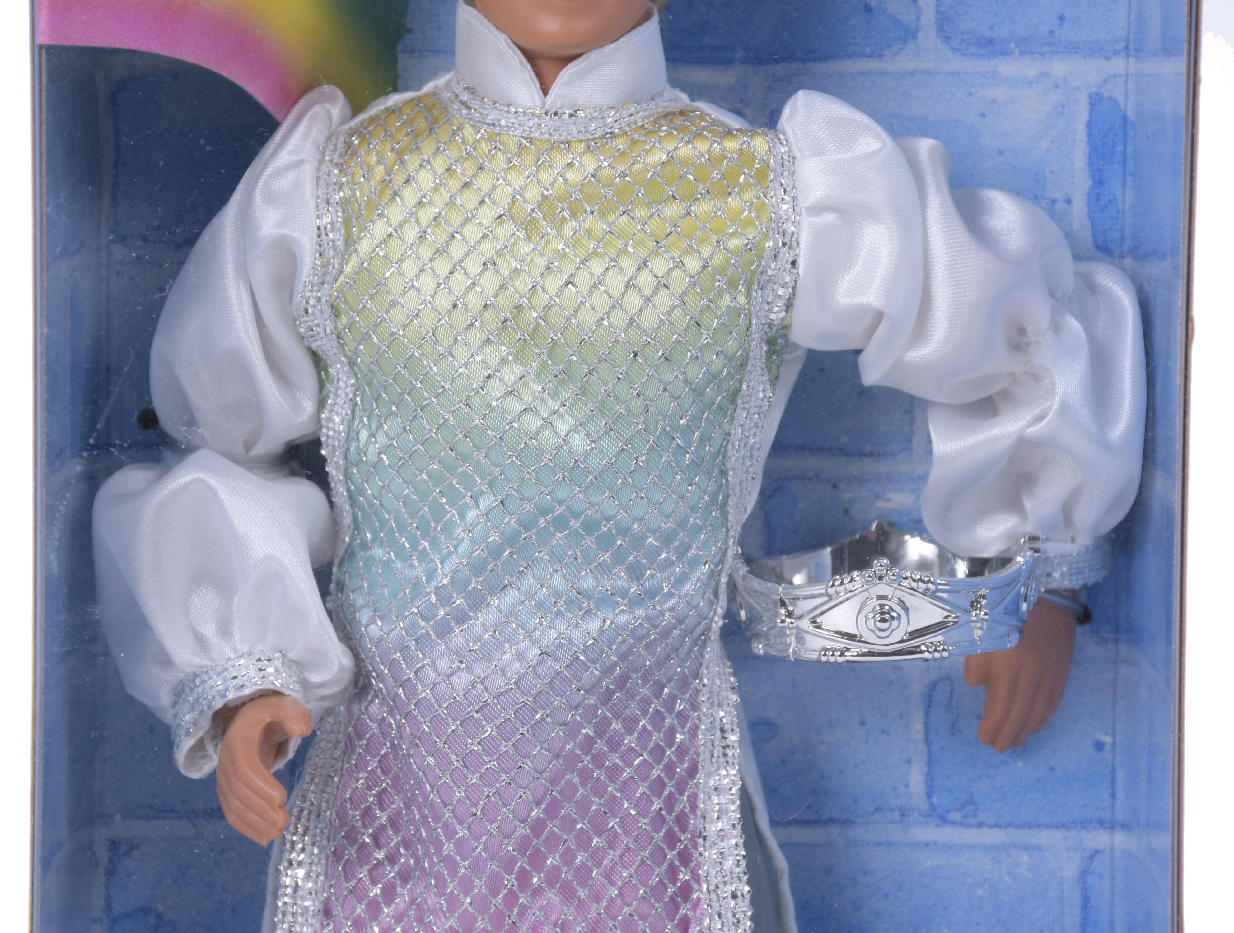 MATTEL. MUÑECO KEN MODELO "RAINBOW PRINCE", 1999.