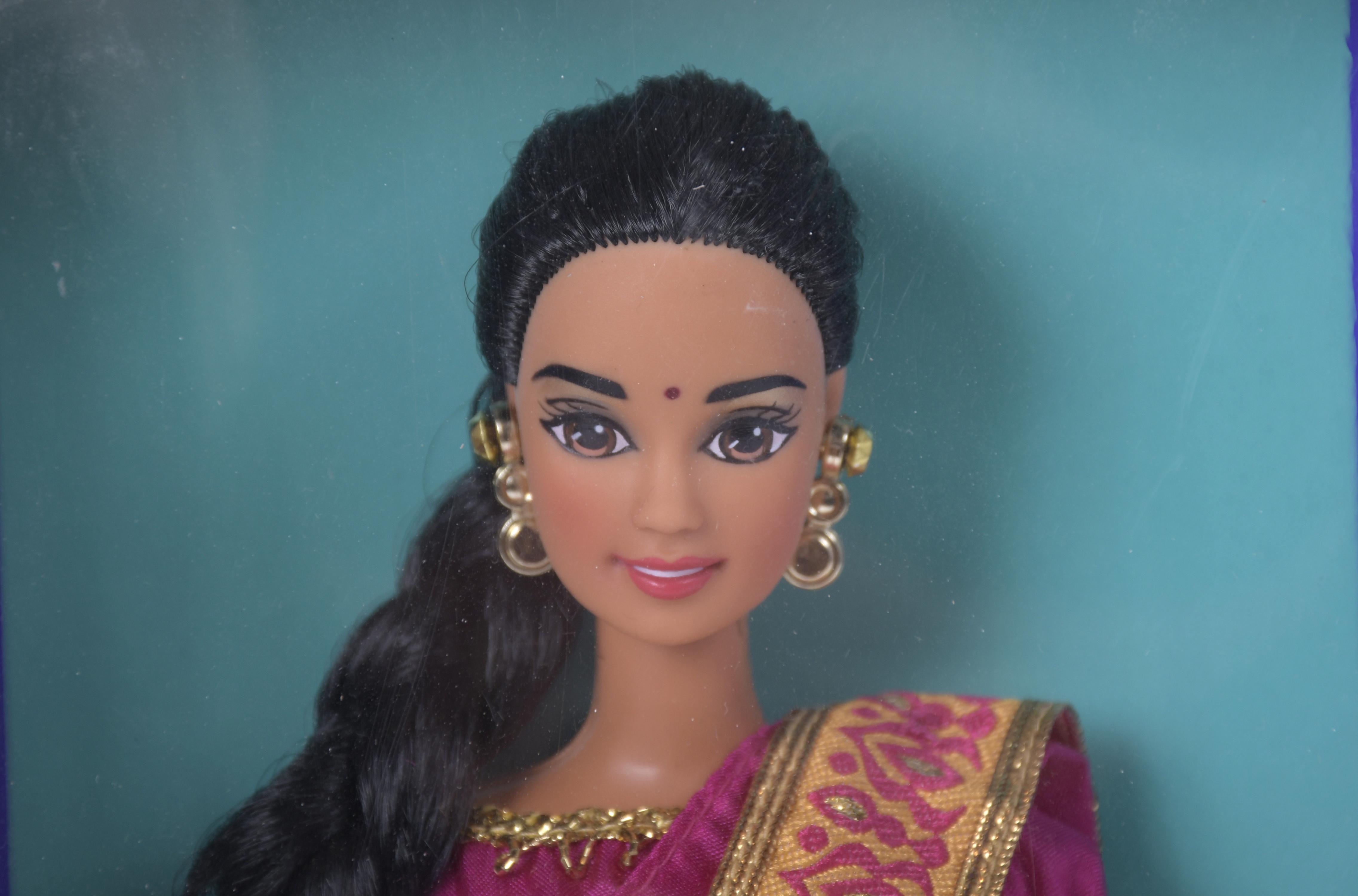 MATTEL. MUÑECA BARBIE MODELO "INDIAN BARBIE" DE LA COLECCIÓ