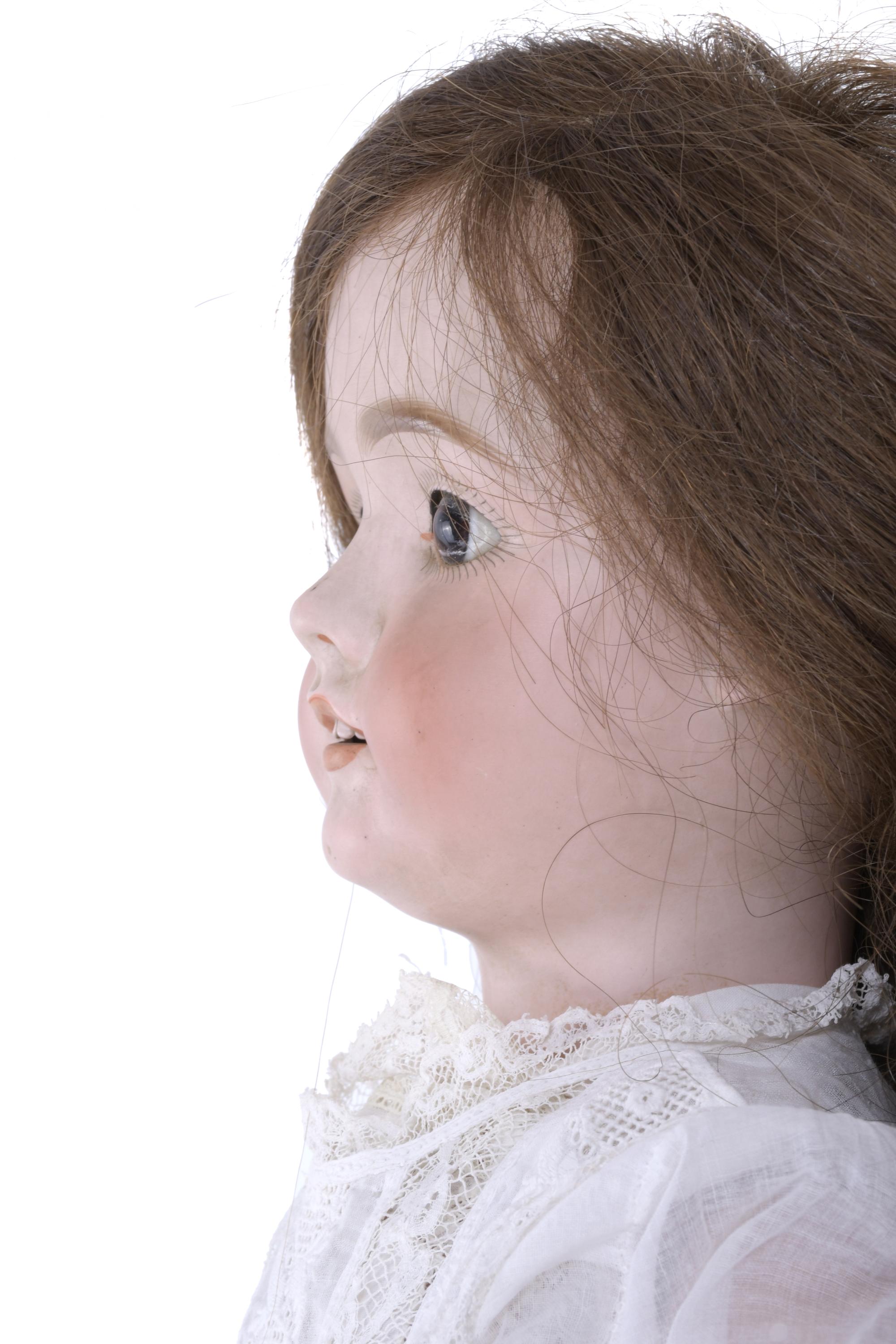 MUÑECA EN PORCELANA ALEMANA, 1906.