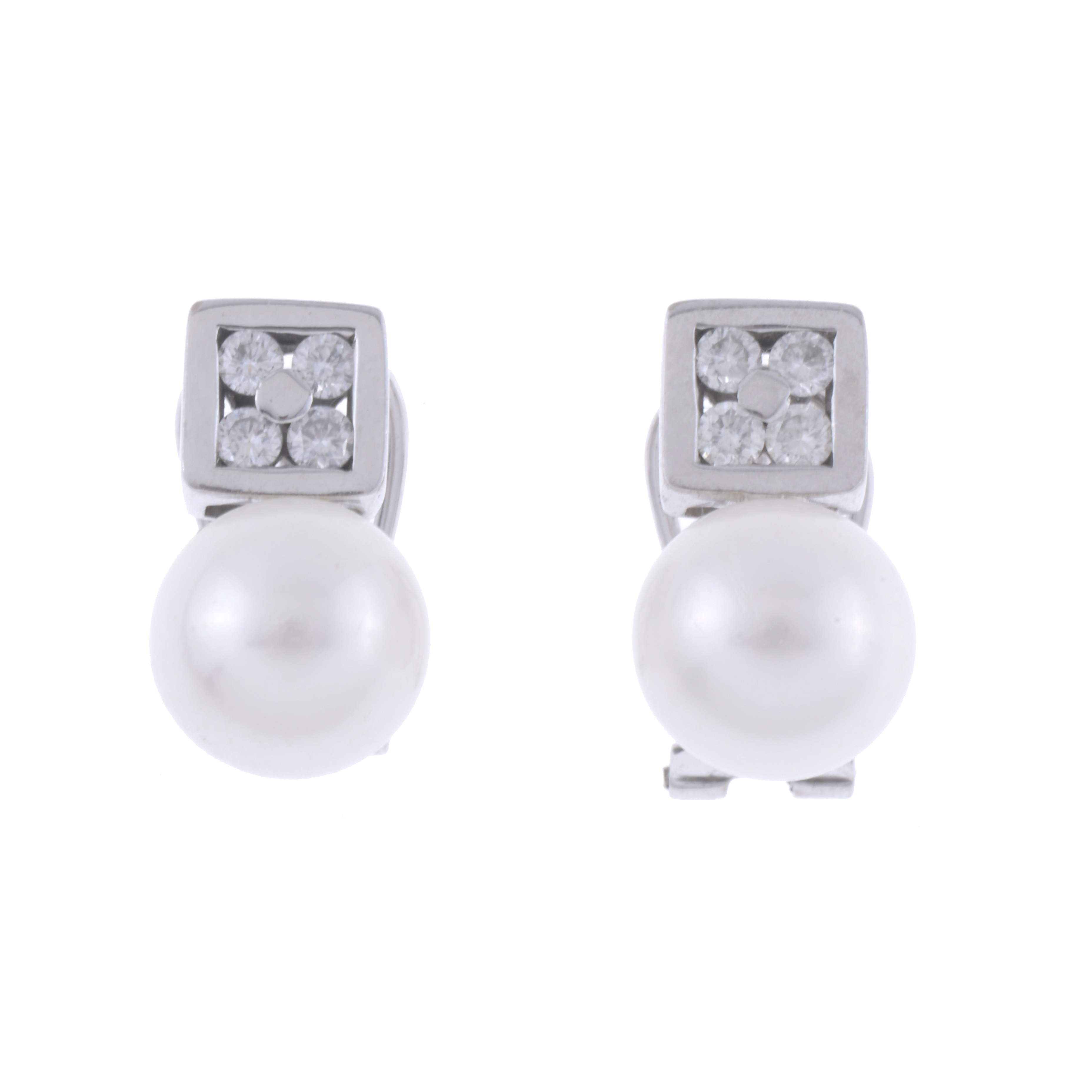 PENDIENTES DE PERLA Y DIAMANTES.