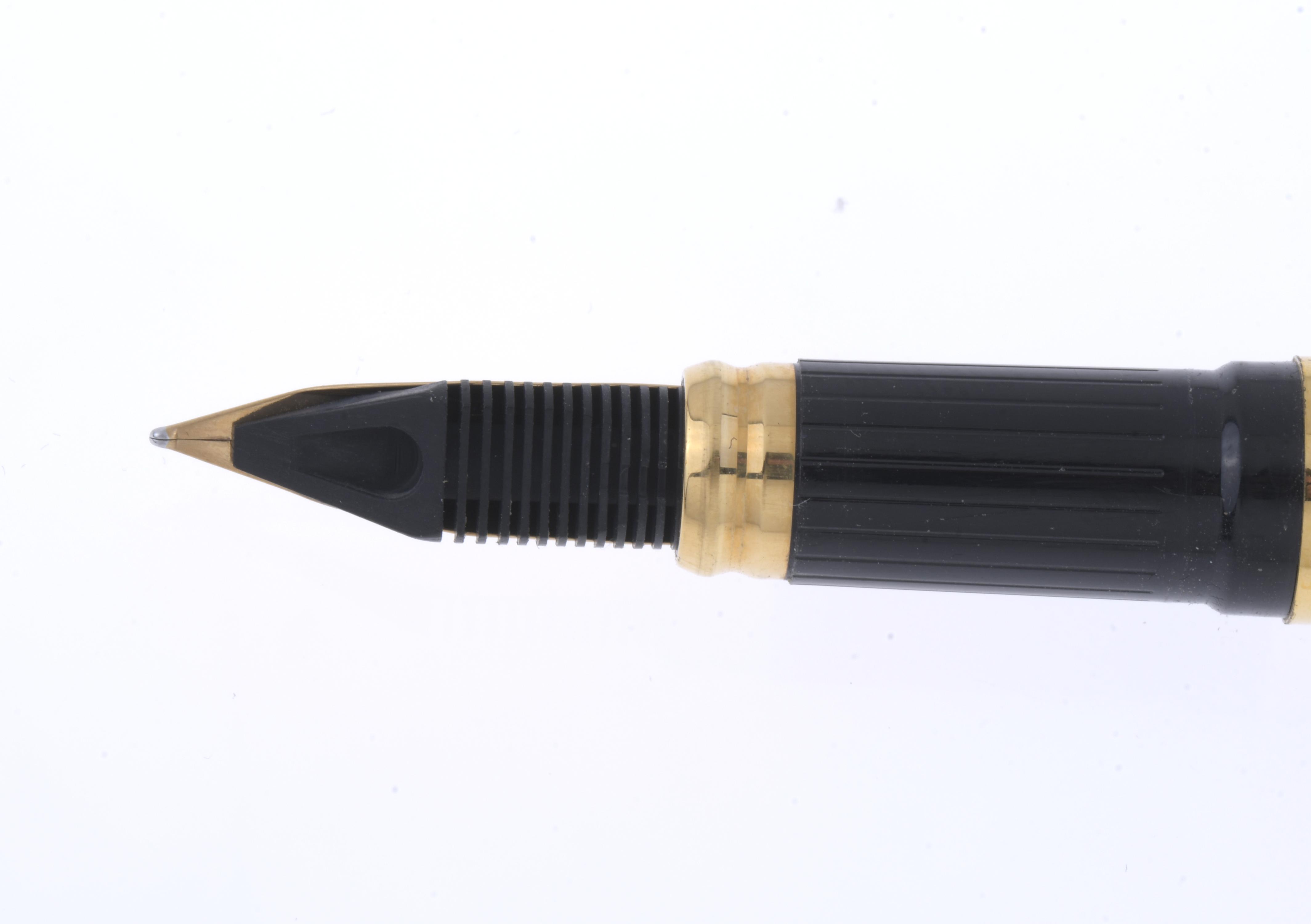 PLUMA ESTILOGRÁFICA.