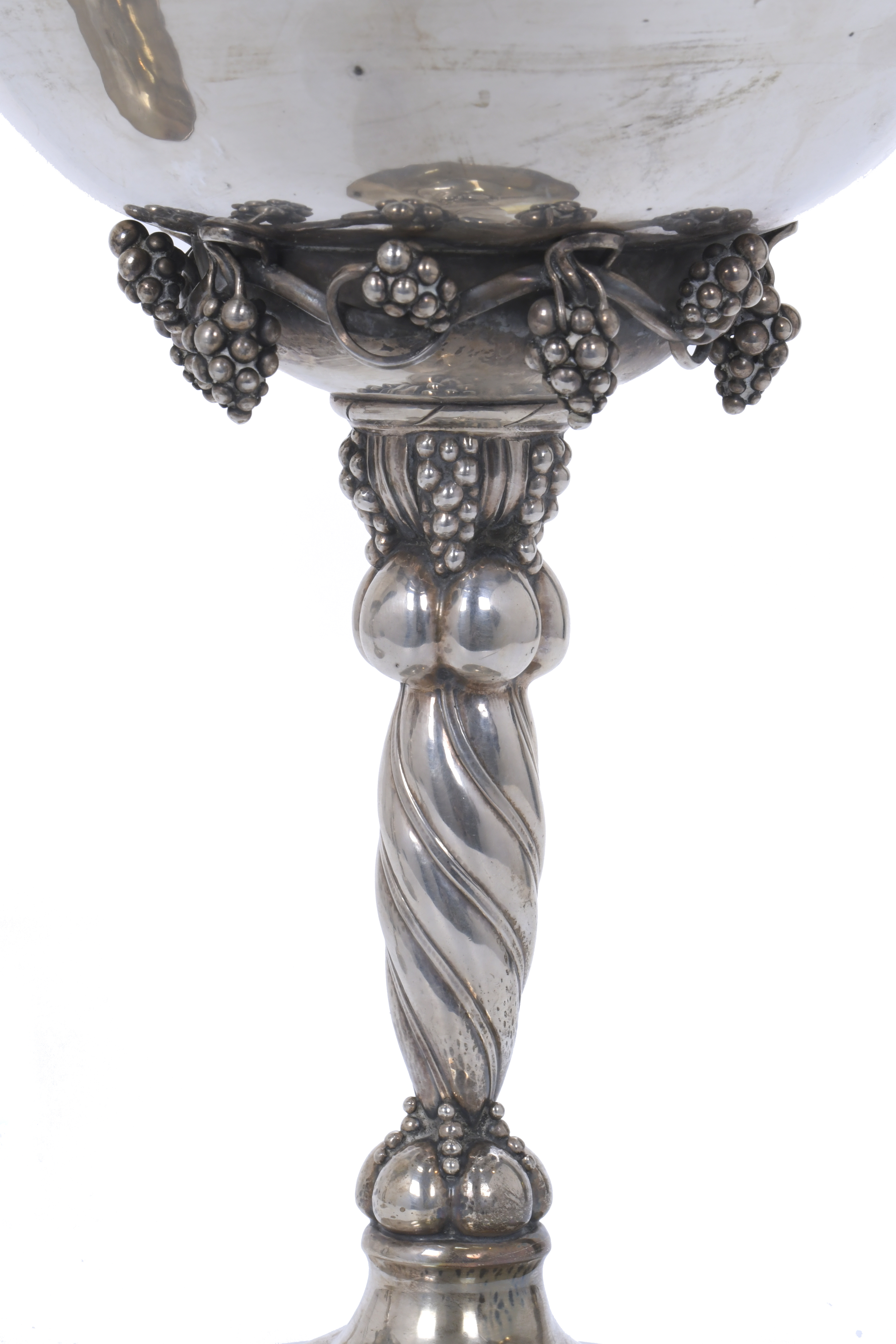 GEORG JENSEN (1866-1935). PAREJA DE CENTROS, CIRCA 1930.