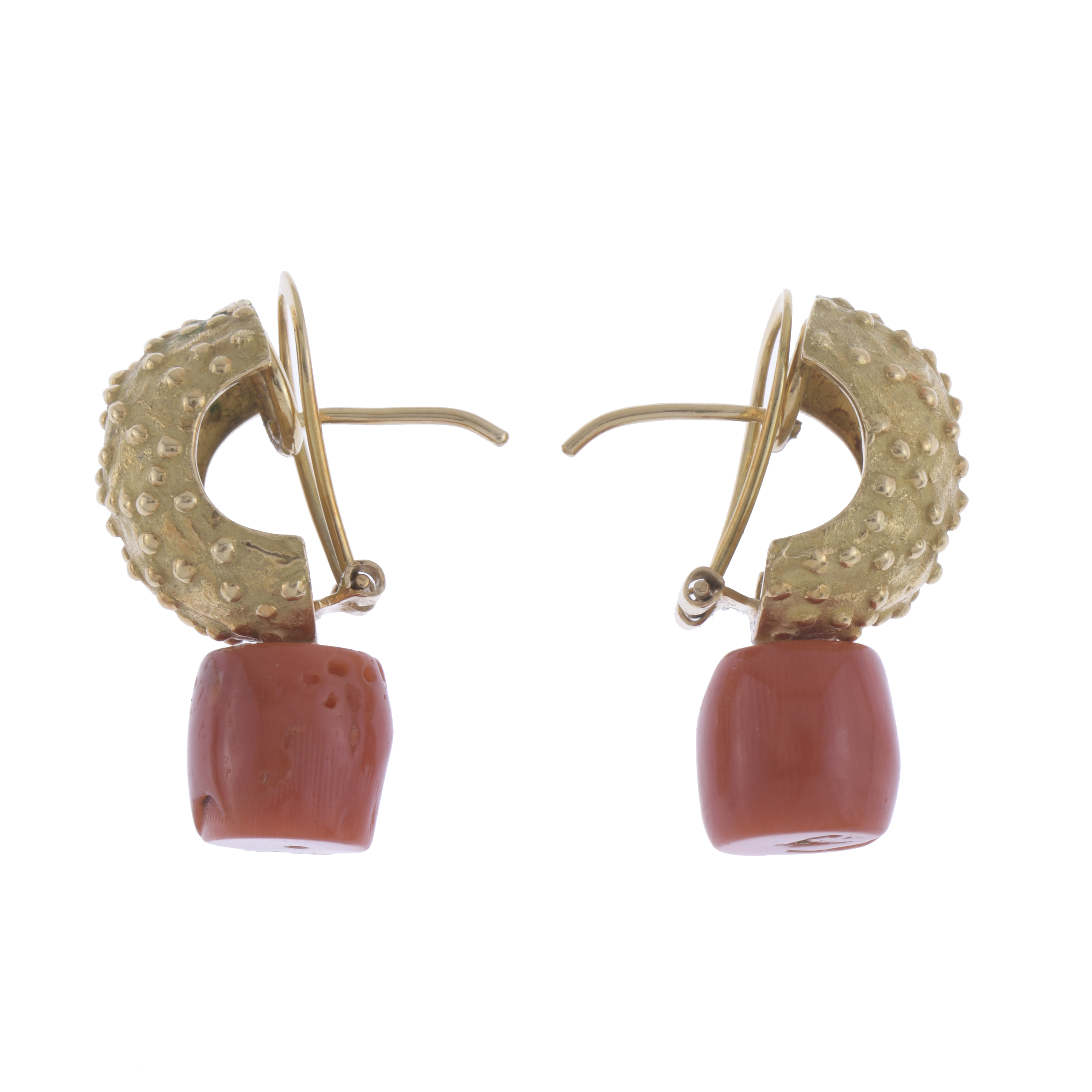 PENDIENTES ARETES CON CORAL.