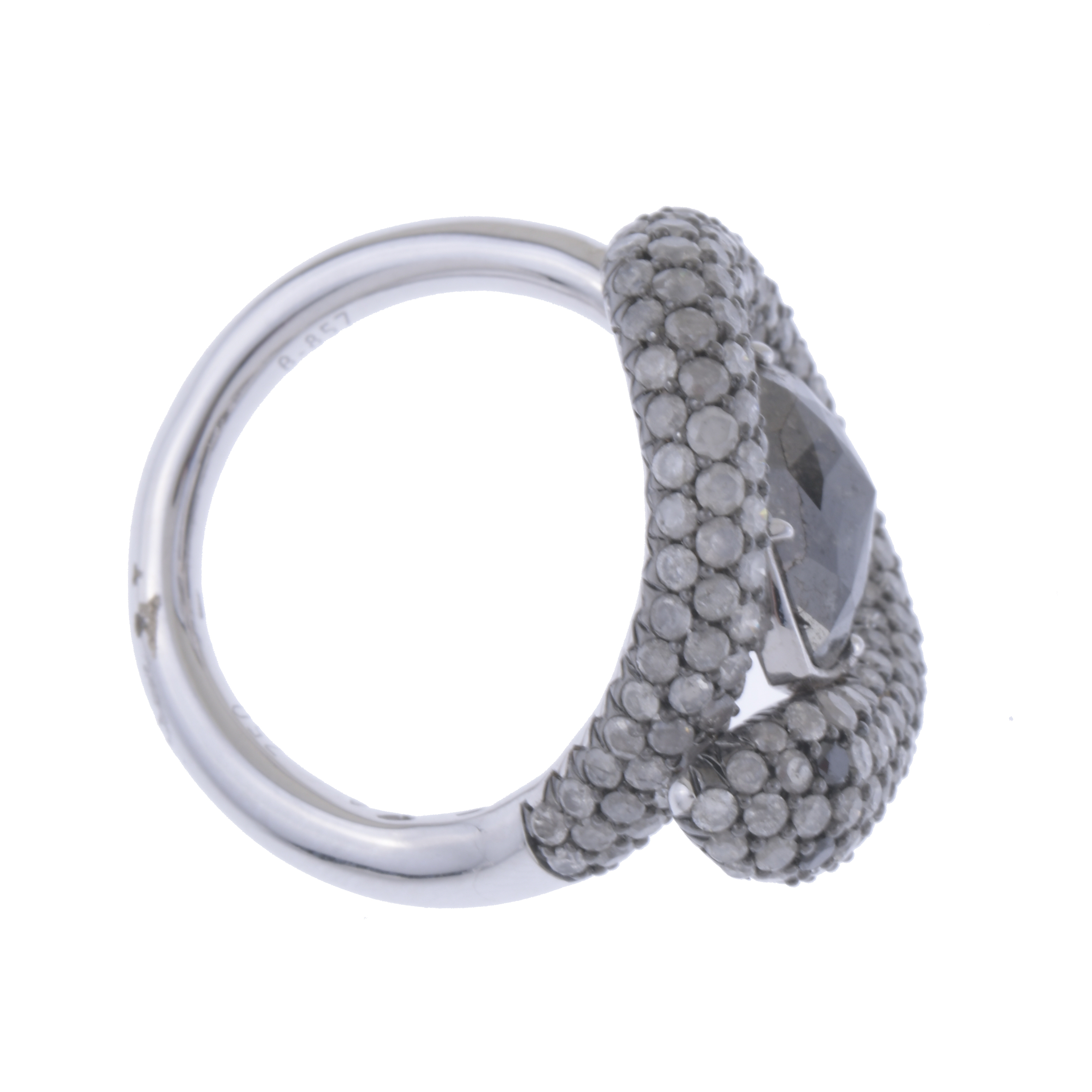 SORTIJA SERPIENTE CON DIAMANTE NEGRO.