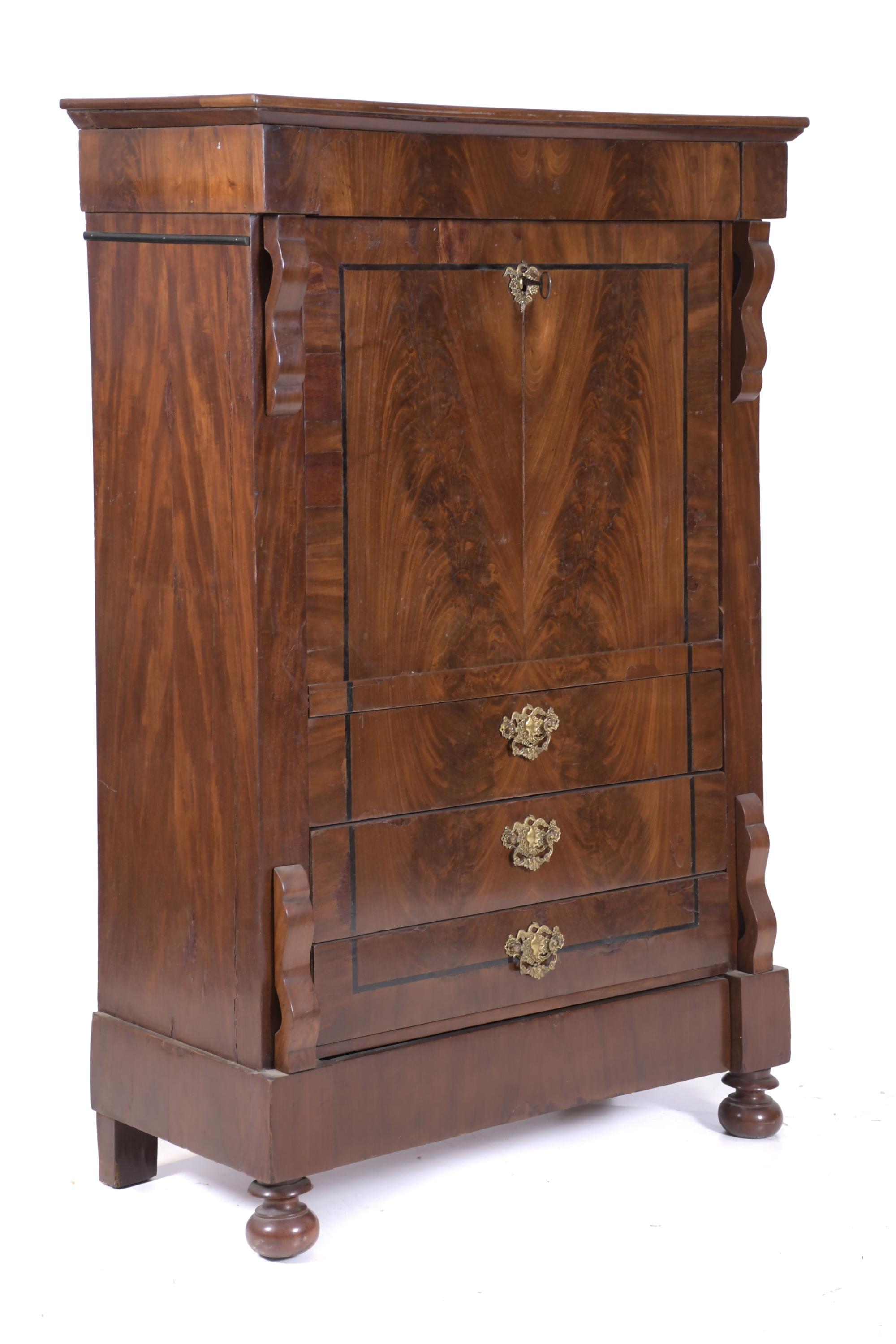 Bureau abattant estilo Imperio tardío, probablemente vienés